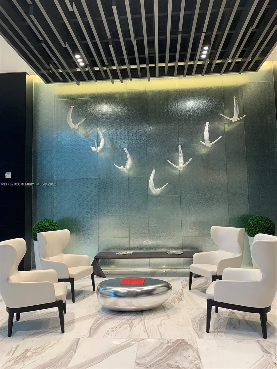 851 NE 1st Ave #3905, Miami FL 33132