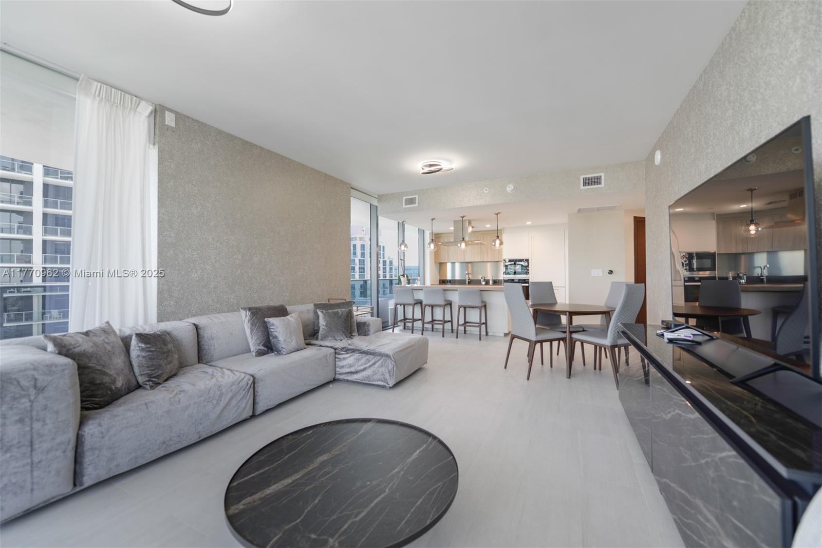 Condo for Rent in Miami, FL