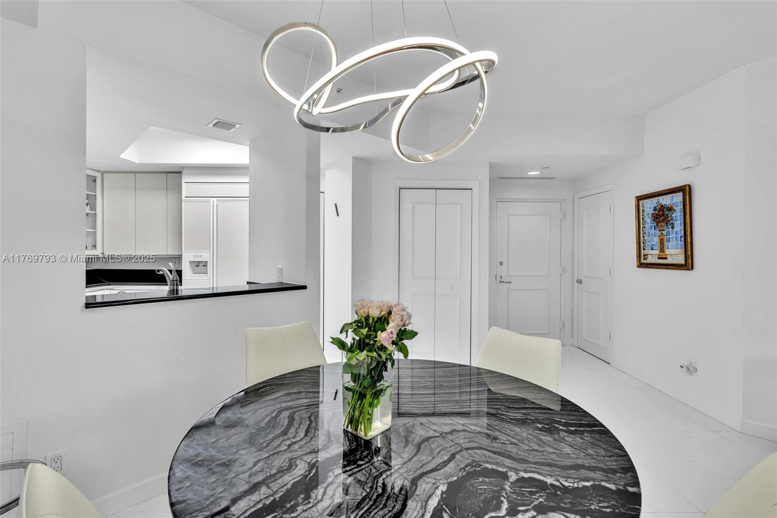 21050 Point Pl #302, Aventura, Florida image 11