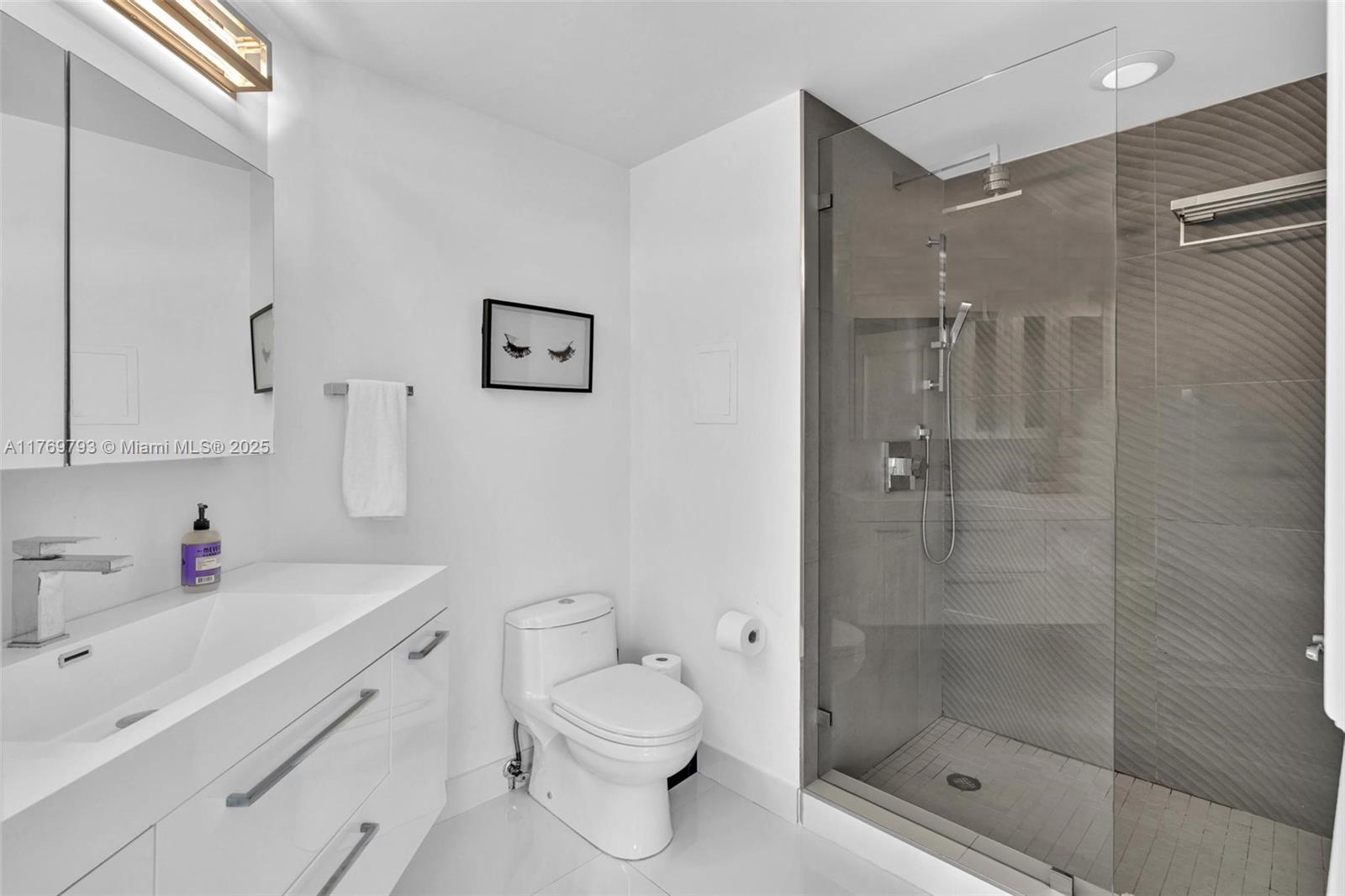 21050 Point Pl #302, Aventura, Florida image 33