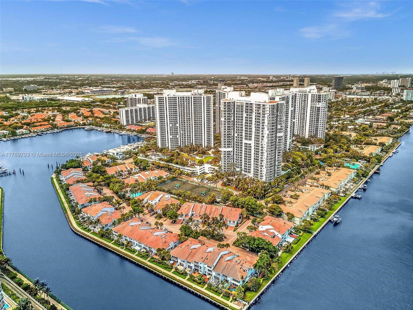 21050 Point Pl #302, Aventura, Florida image 50