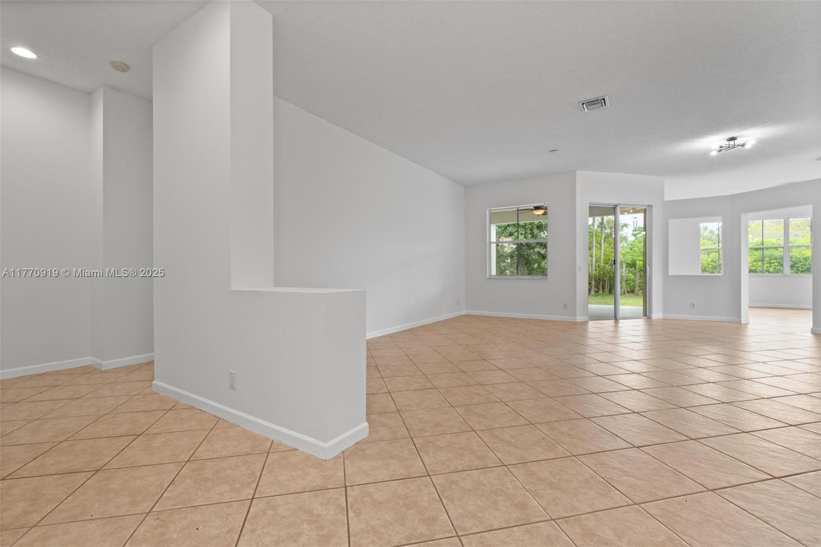 1332 Chenille Cir, Weston, Florida image 4
