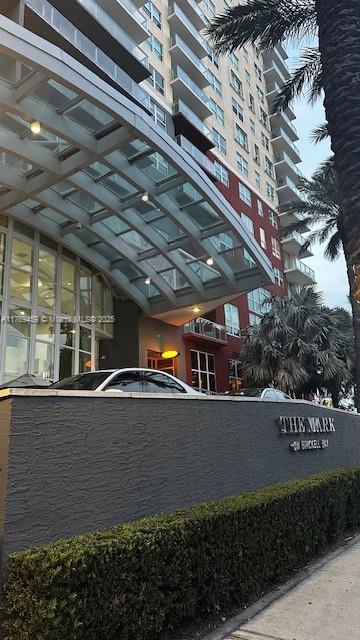1155 Brickell Bay Dr #1106, Miami FL 33131