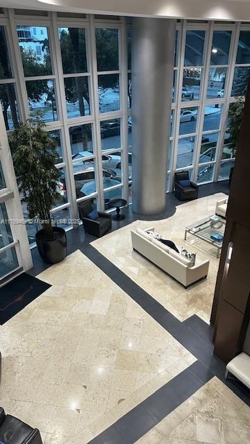 1155 Brickell Bay Dr #1106, Miami FL 33131