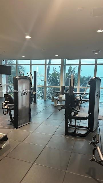 1155 Brickell Bay Dr #1106, Miami FL 33131