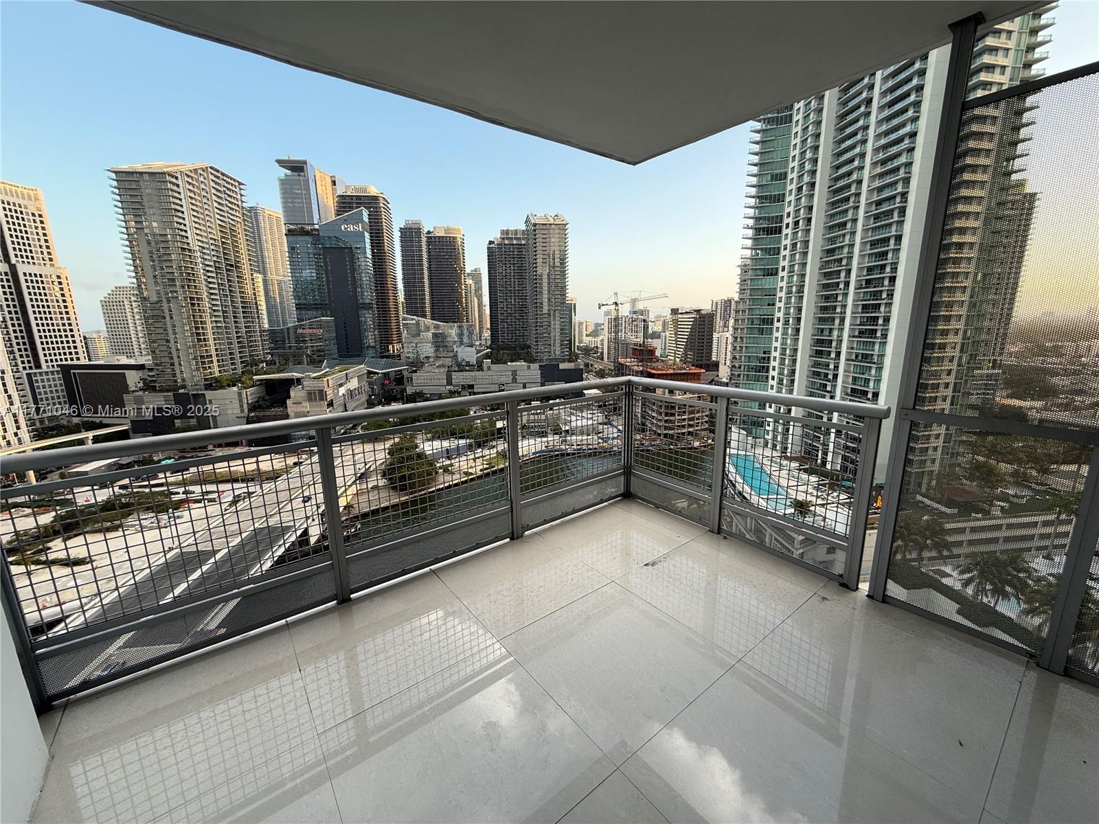 350 S Miami Ave #2410, Miami FL 33130