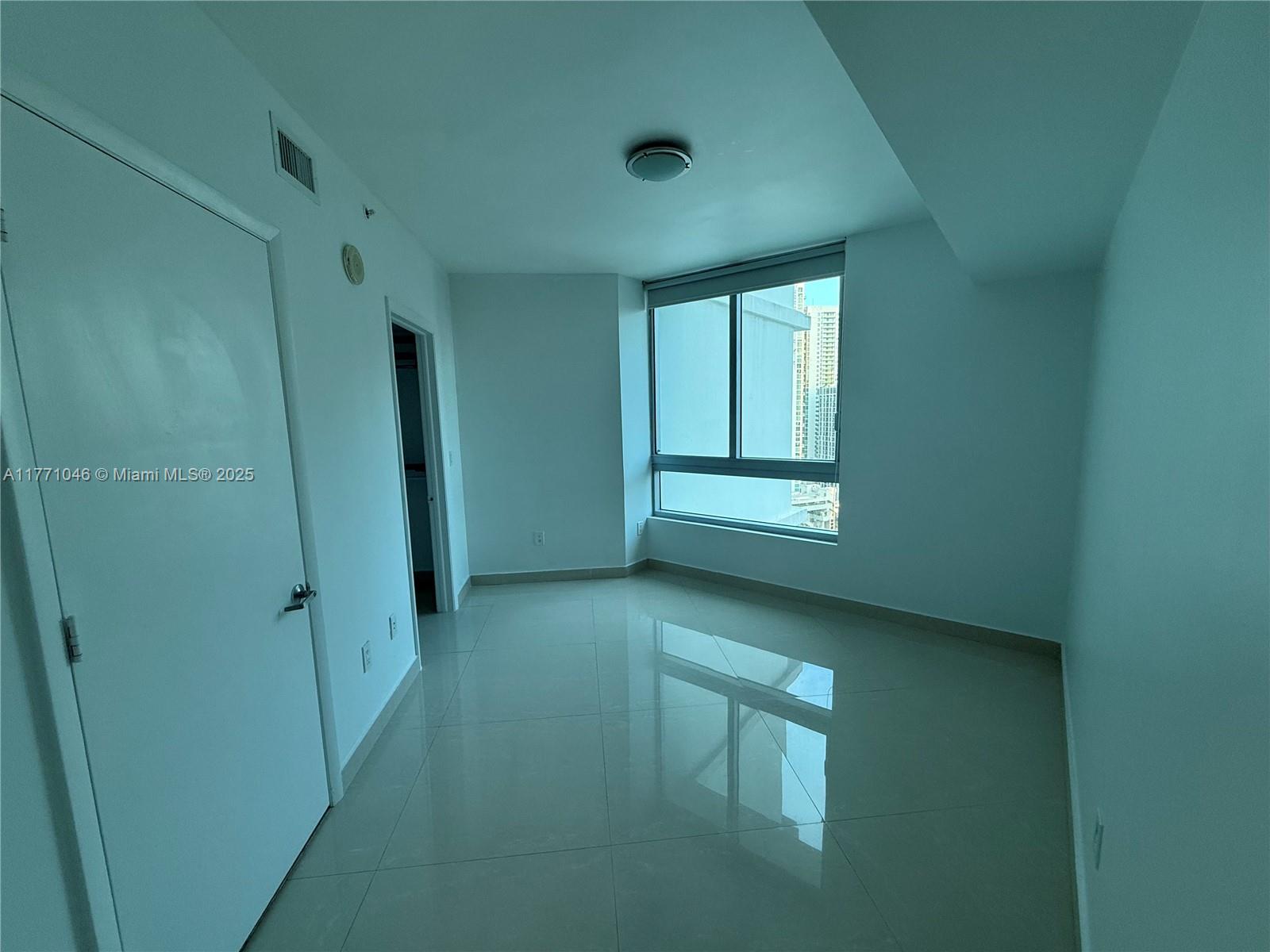 350 S Miami Ave #2410, Miami FL 33130