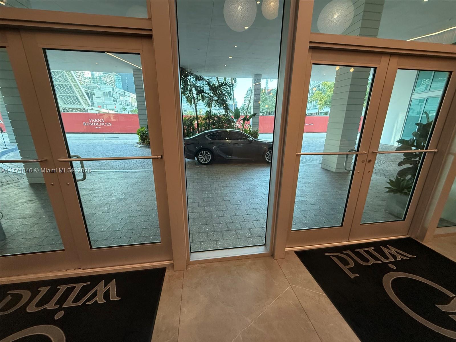 350 S Miami Ave #2410, Miami FL 33130