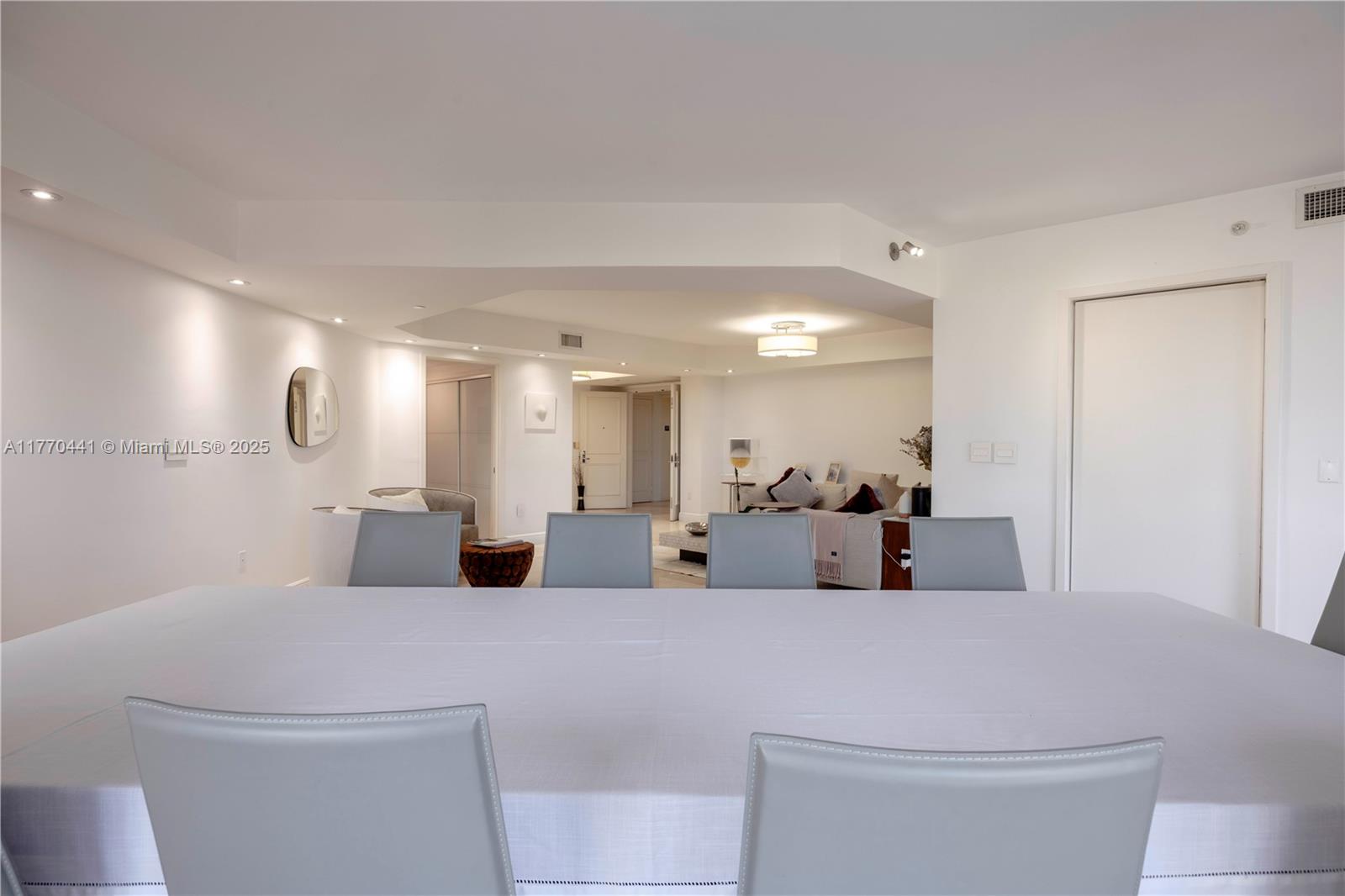 765 Crandon Blvd #307, Key Biscayne, Florida image 11