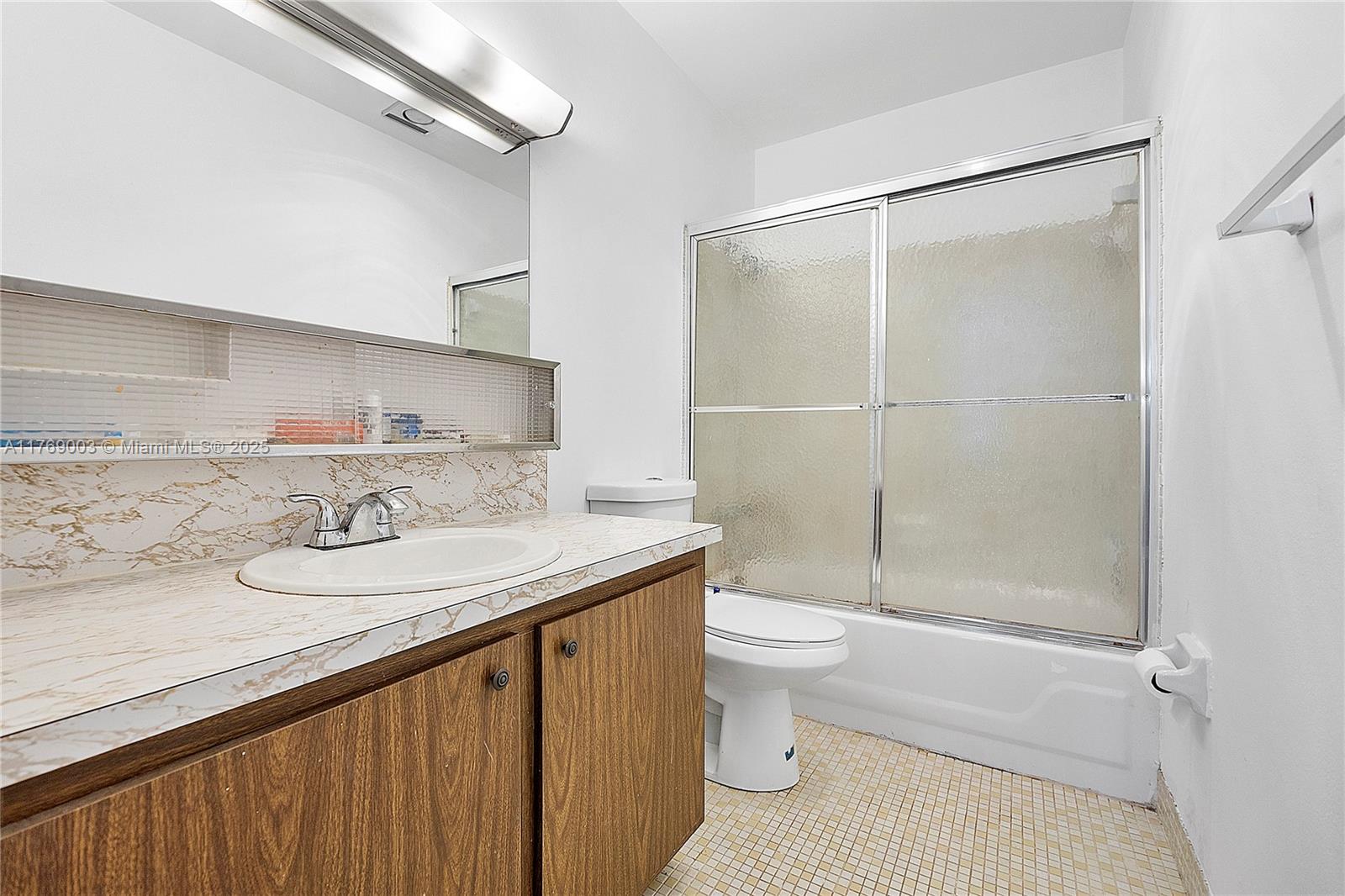 1520 Mckinley St #206E, Hollywood, Florida image 10