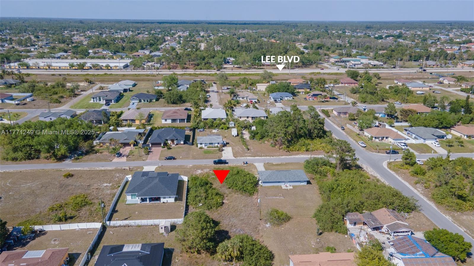 5305 6th St W, Lehigh Acres, Florida image 5