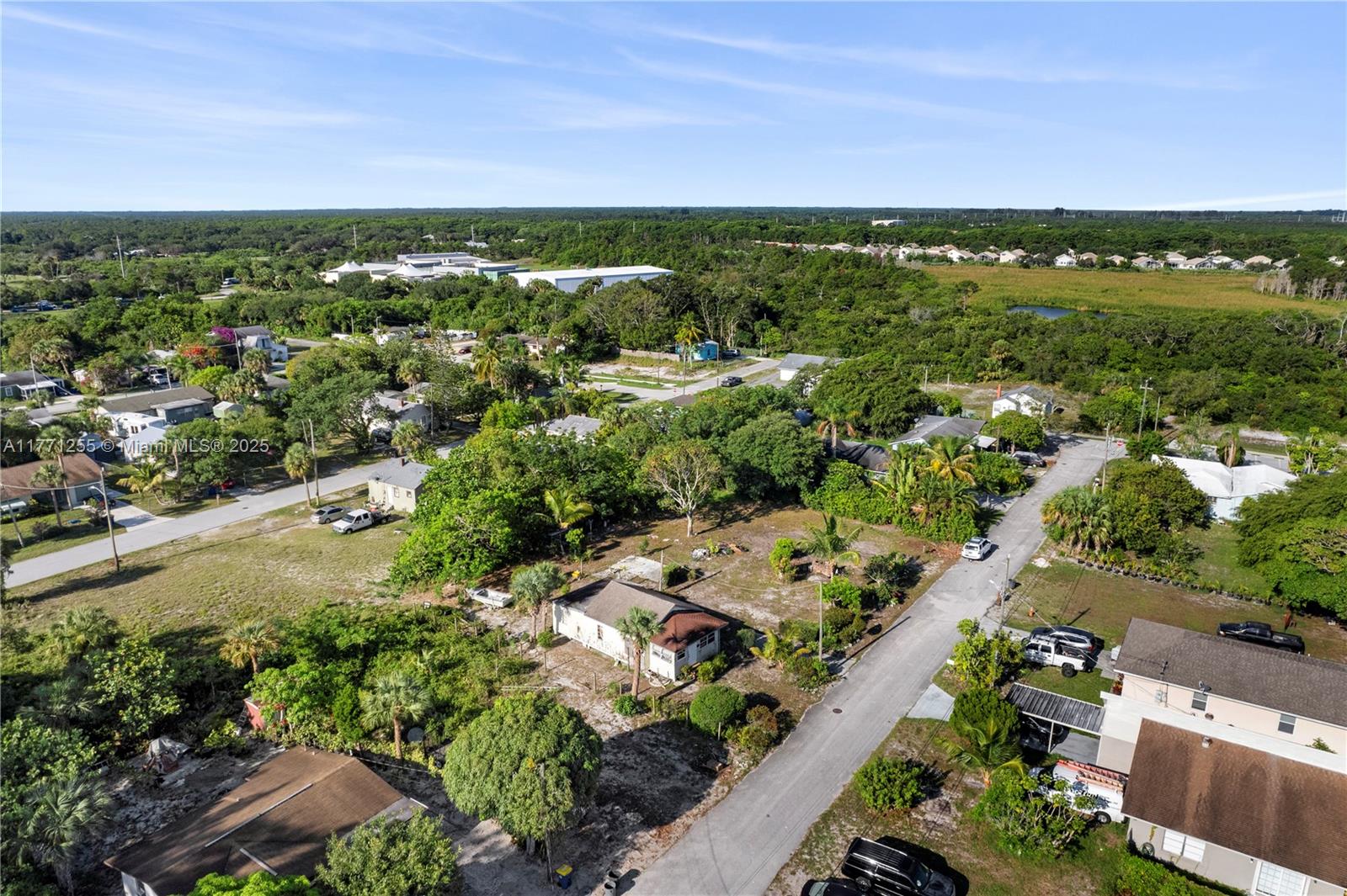 8506 SE Eucalyptus, Hobe Sound, Florida image 3