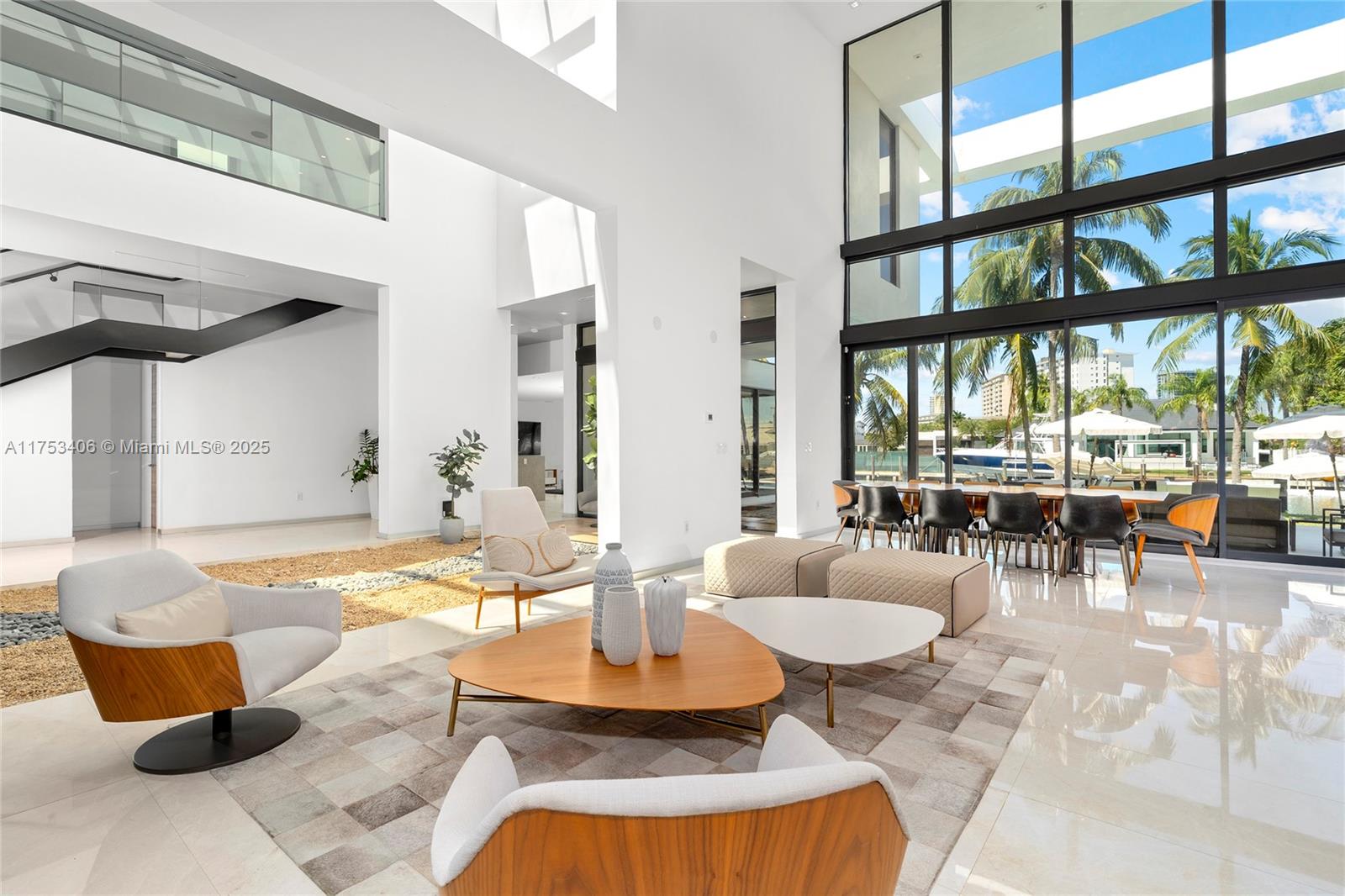418 Sunset Dr, Hallandale Beach, Florida image 13