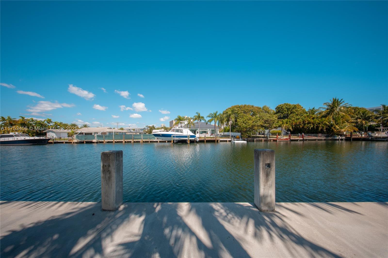 418 Sunset Dr, Hallandale Beach, Florida image 43