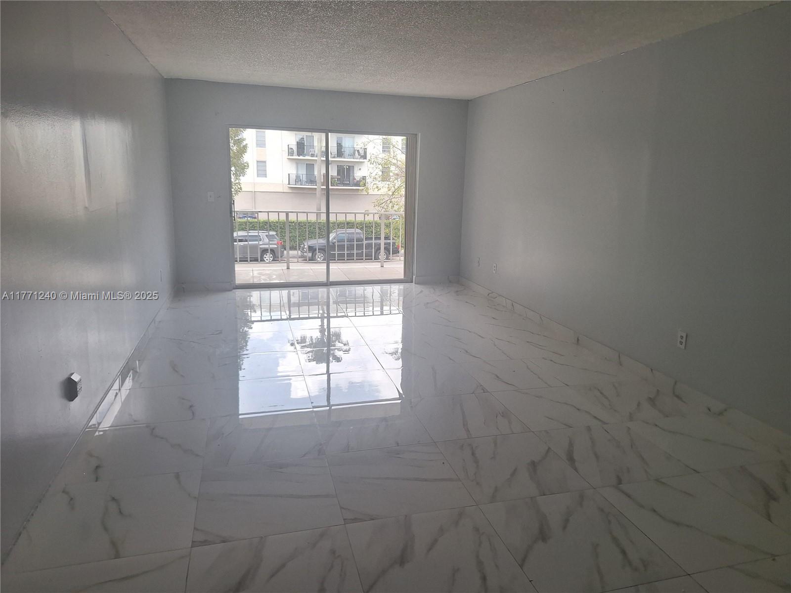 1480 W 46th St #208, Hialeah, Florida image 3