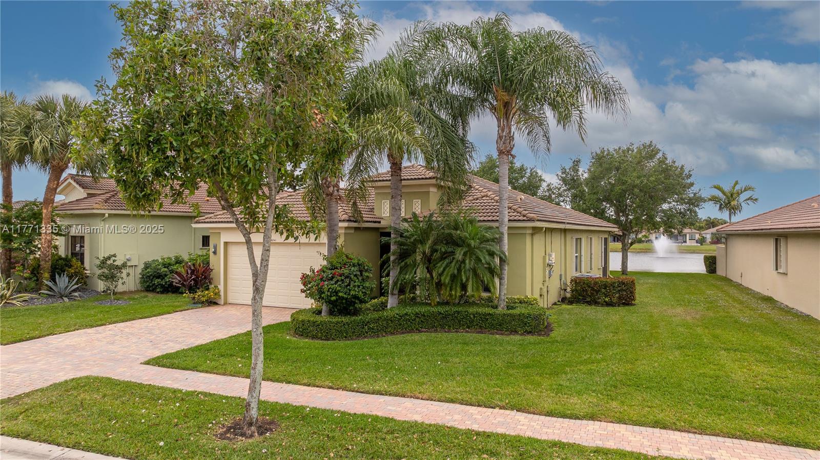 14841 Strand Ln, Delray Beach, Florida 33446