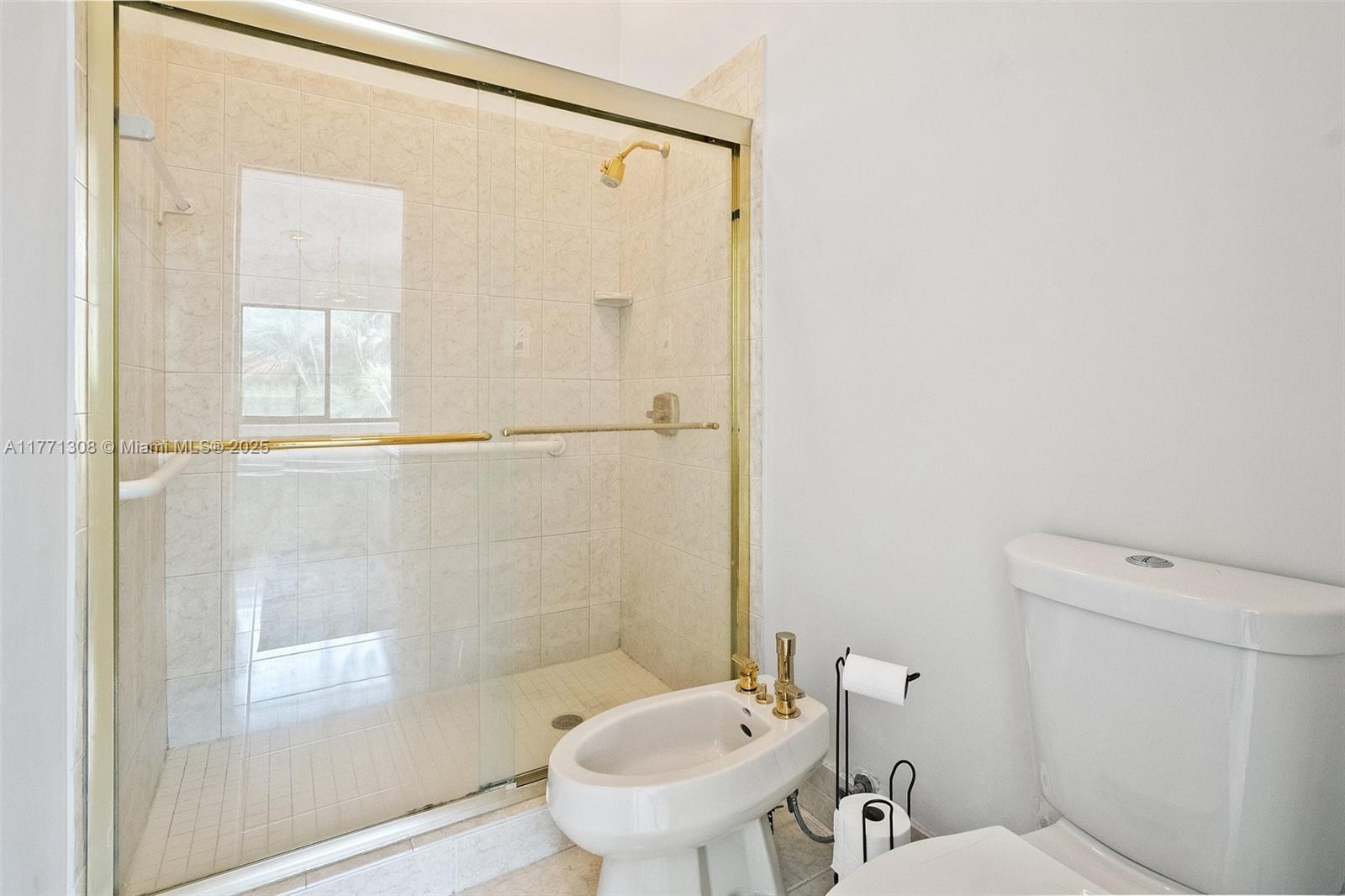 9340 NW 48th Doral Ter, Doral, Florida image 13