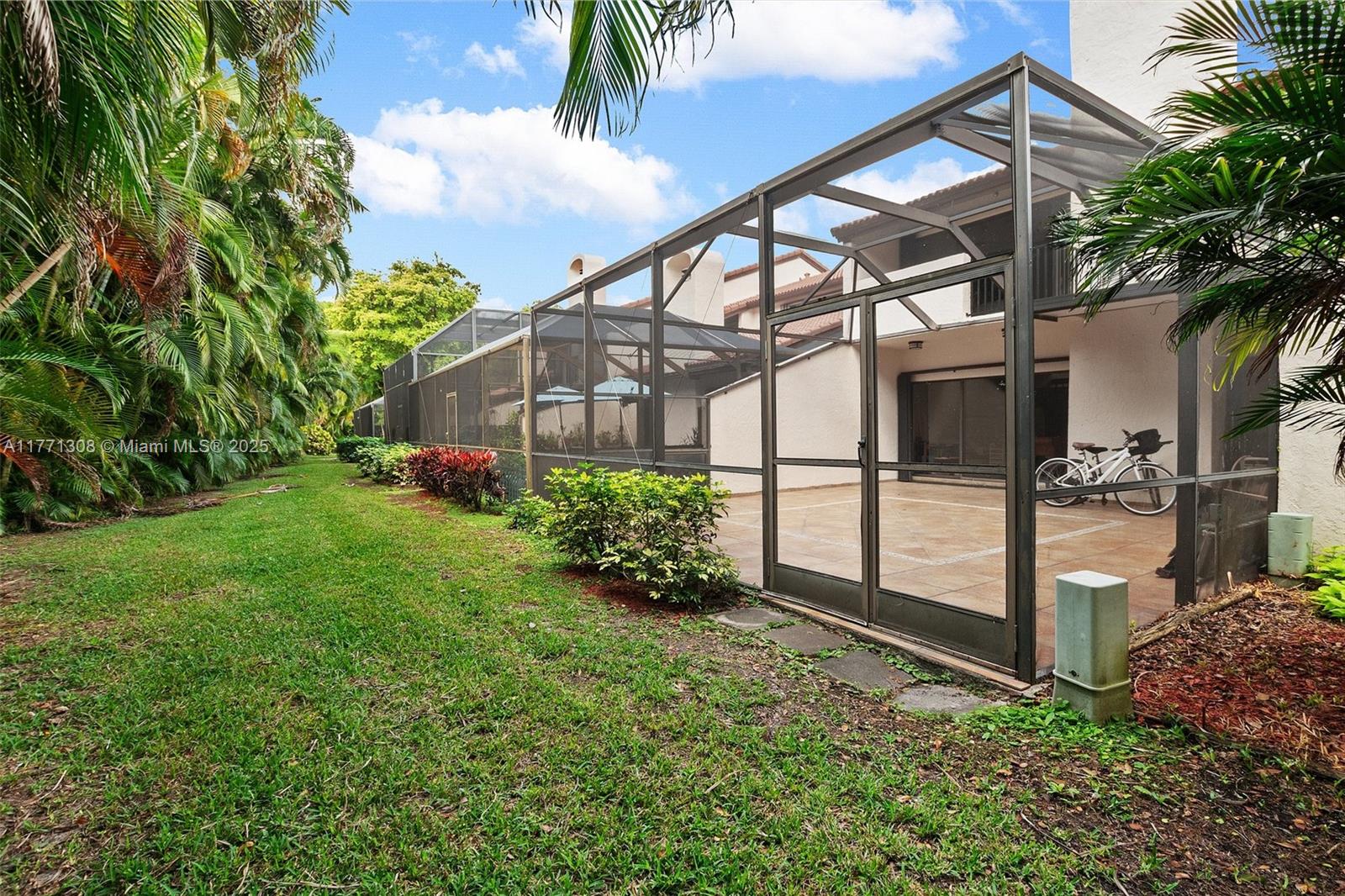9340 NW 48th Doral Ter, Doral, Florida image 24