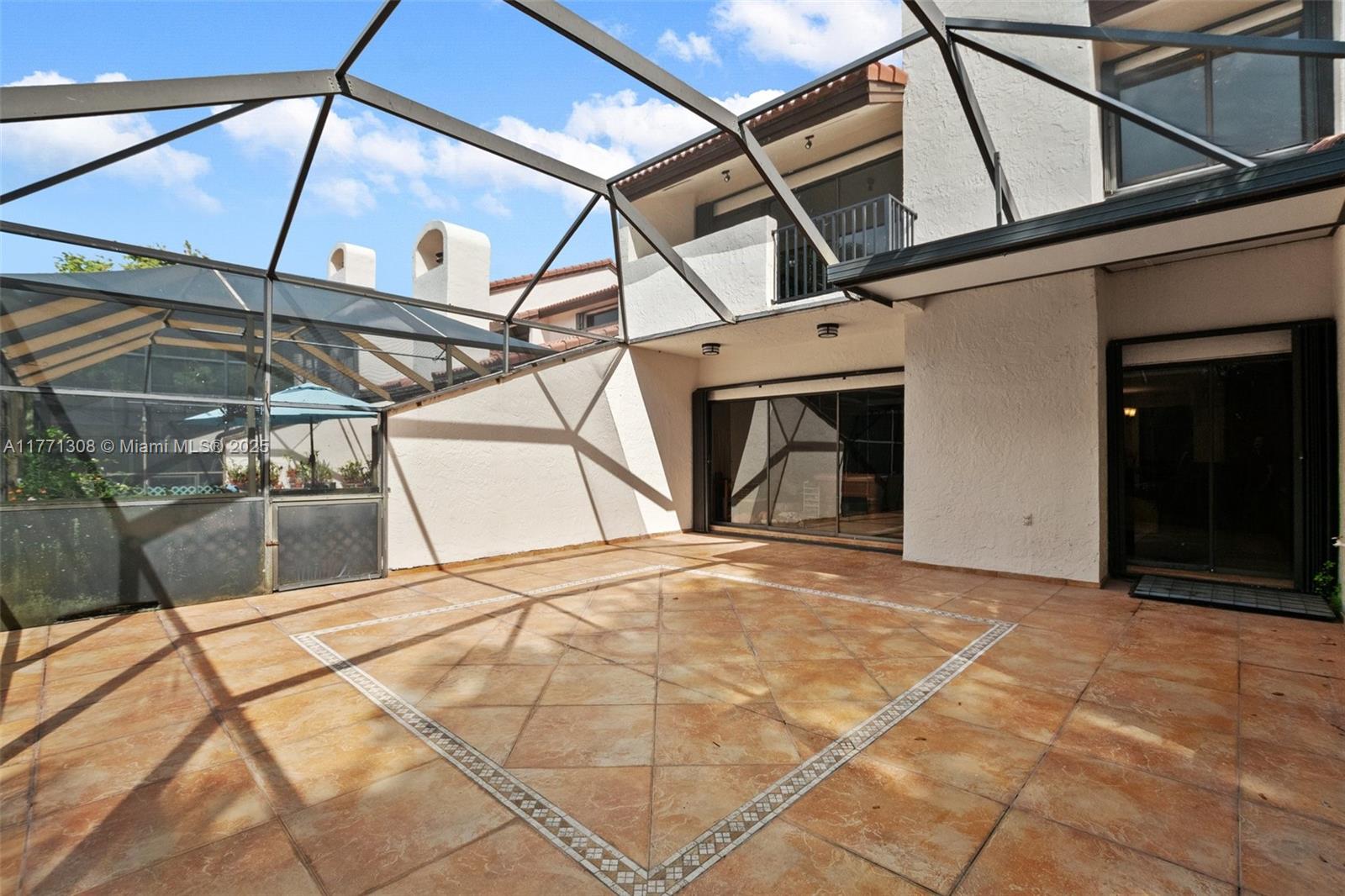 9340 NW 48th Doral Ter, Doral, Florida image 26