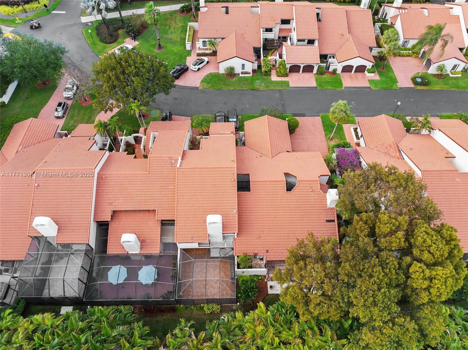 9340 NW 48th Doral Ter, Doral, Florida image 35