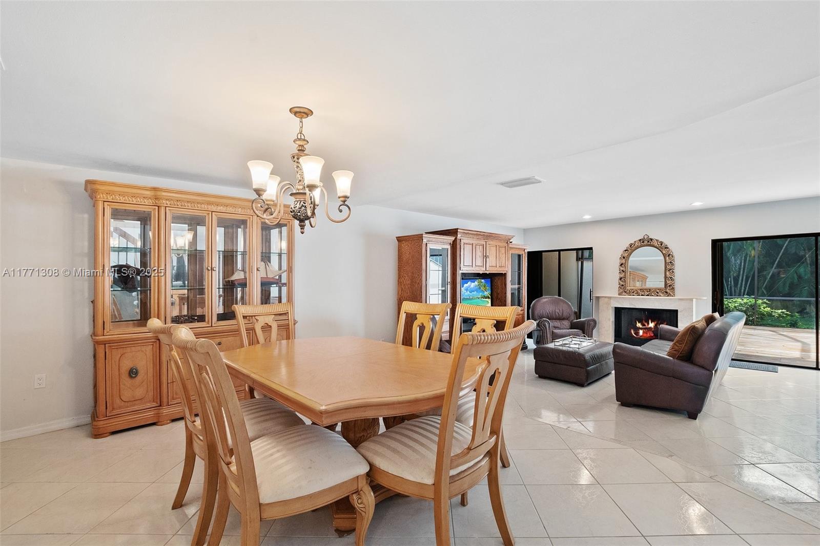 9340 NW 48th Doral Ter, Doral, Florida image 4