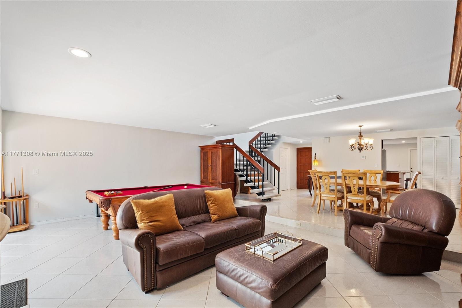 9340 NW 48th Doral Ter, Doral, Florida image 6