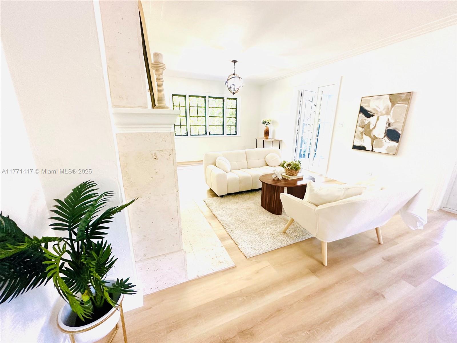 Listing Photo 10
