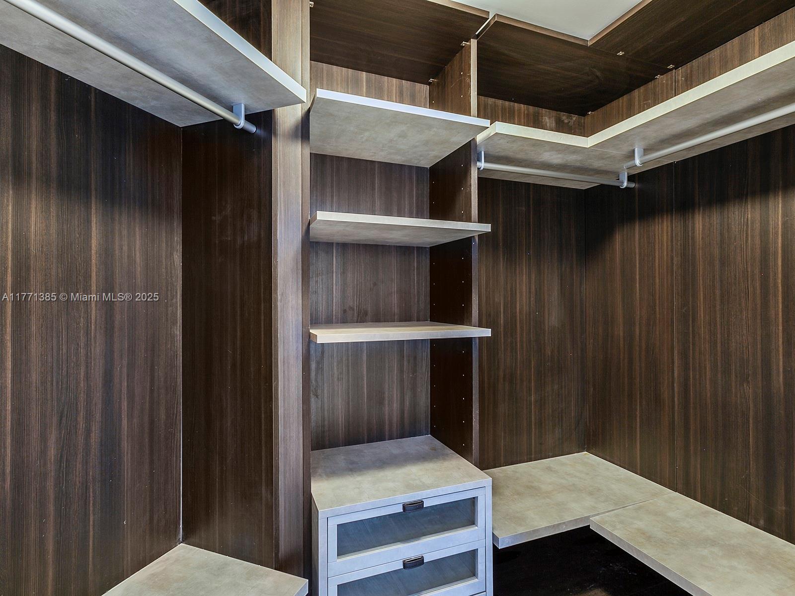 801 S Miami Ave #3905, Miami FL 33130