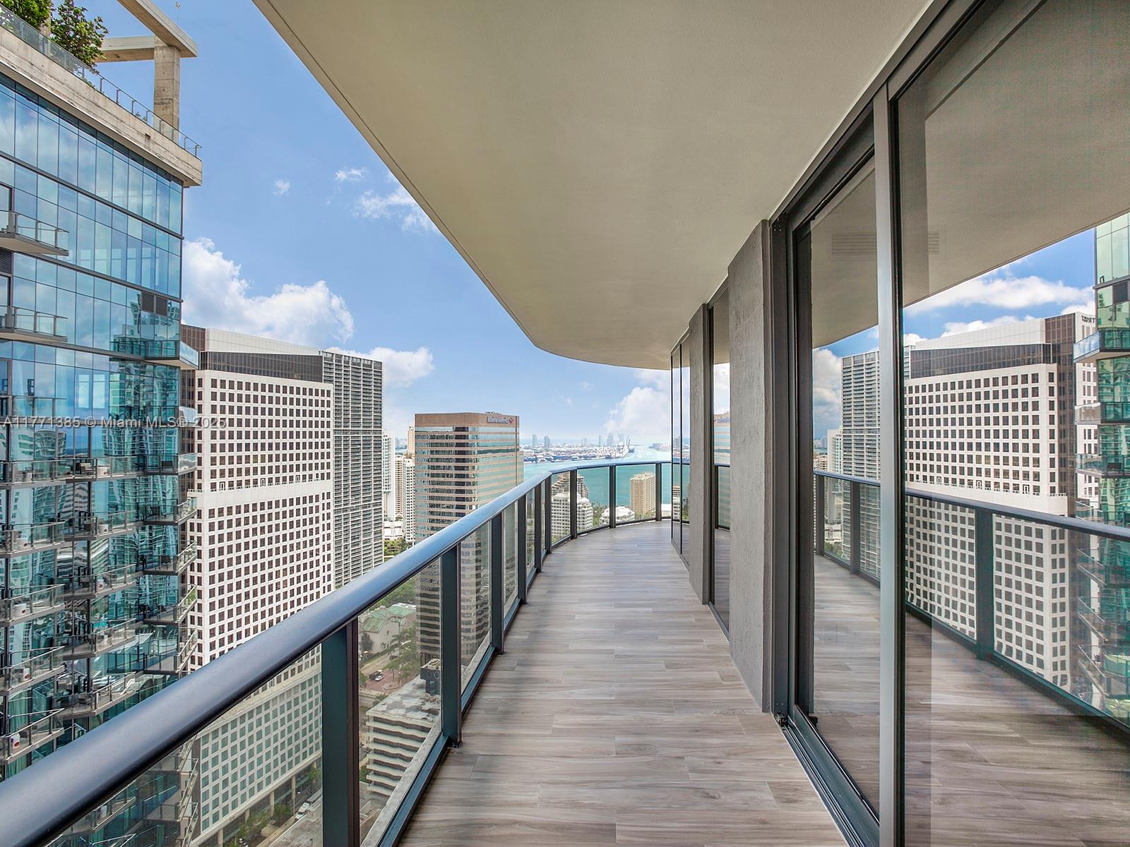 801 S Miami Ave #3905, Miami FL 33130