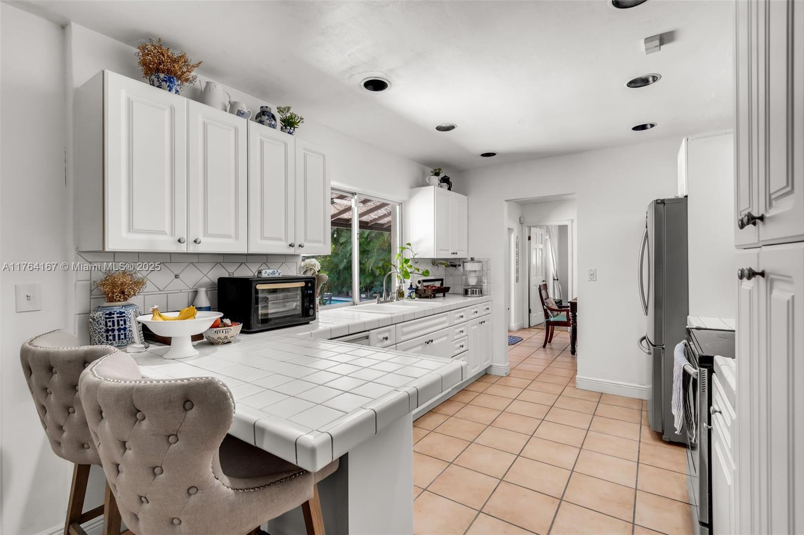 14841 Dade Pine Ave, Miami Lakes, Florida image 15
