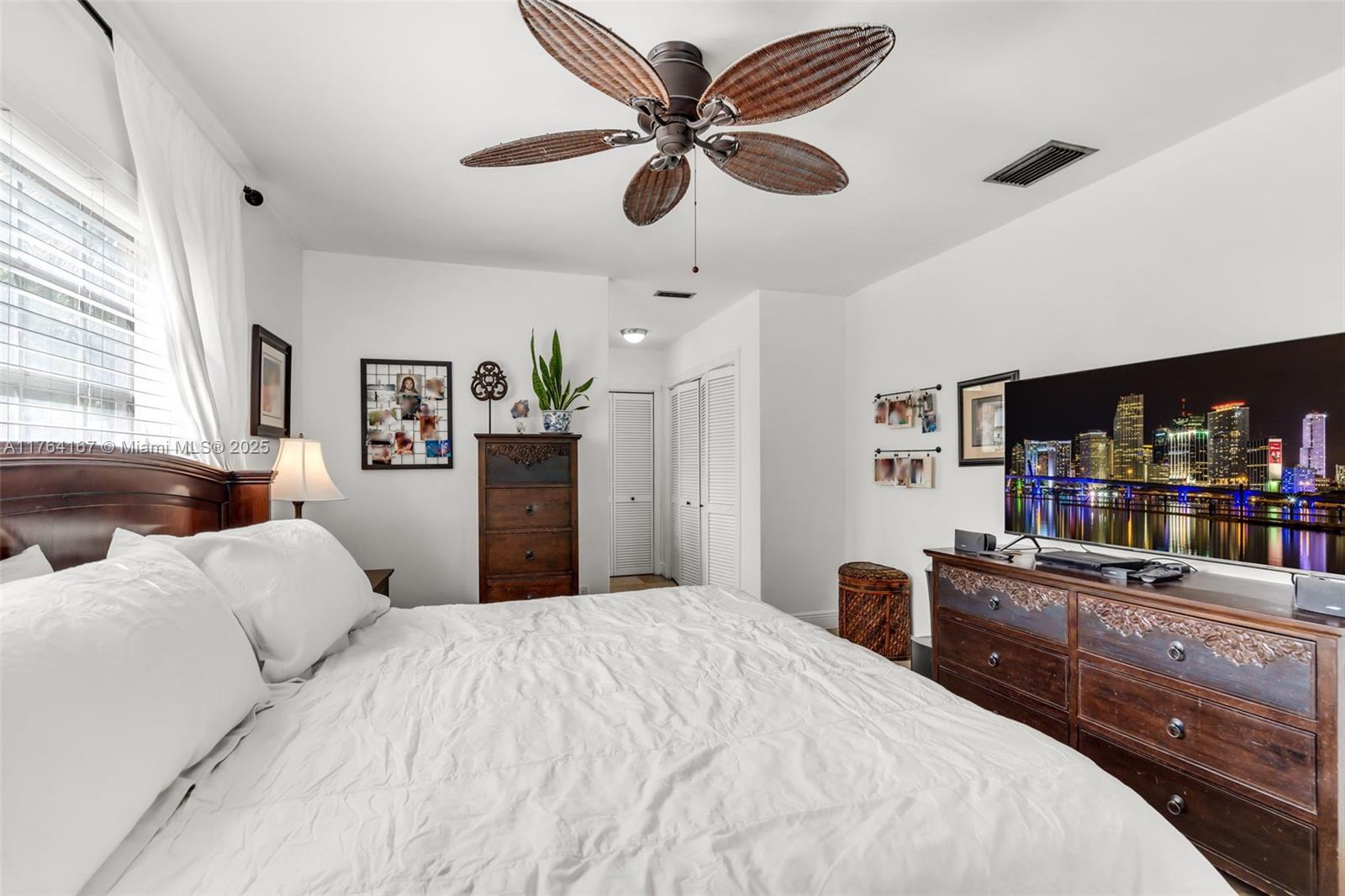 14841 Dade Pine Ave, Miami Lakes, Florida image 29