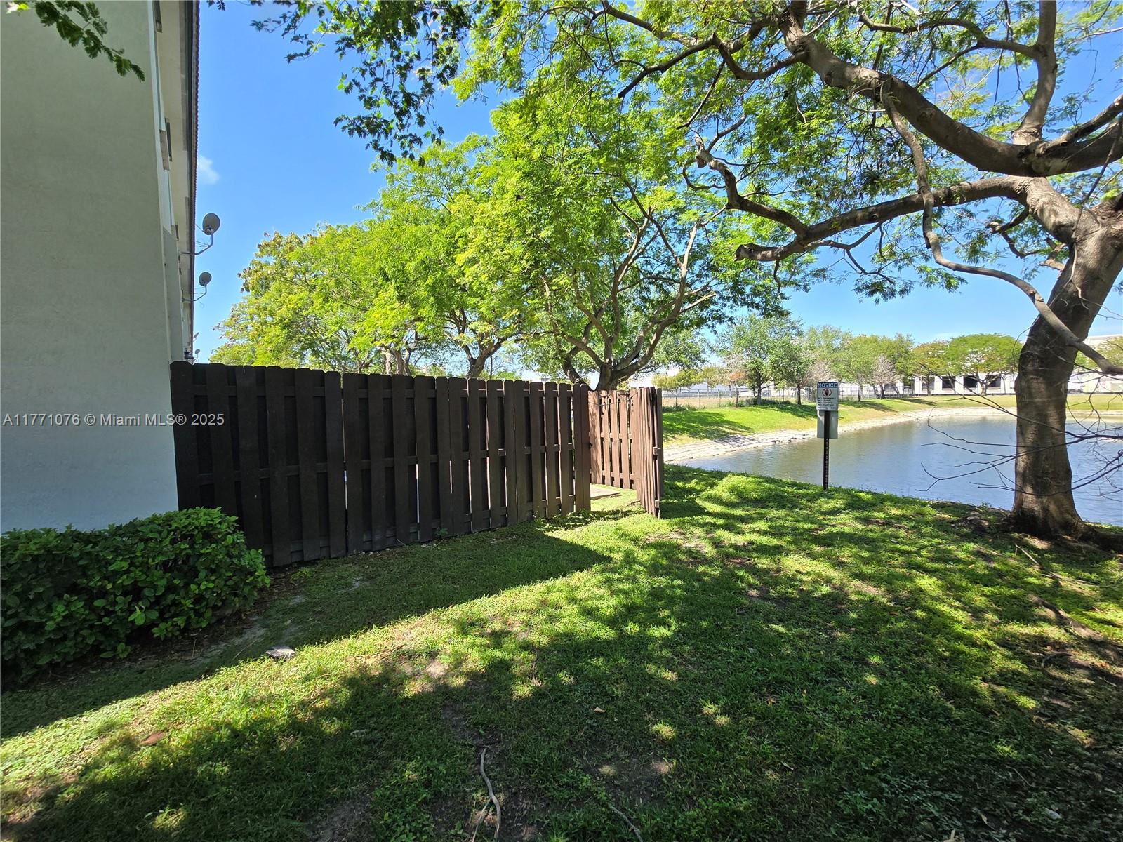 11245 NW 88th Ter, Doral, Florida image 39