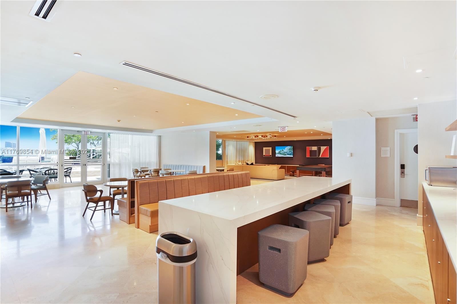 4401 Collins Ave #1017, Miami Beach, Florida image 42