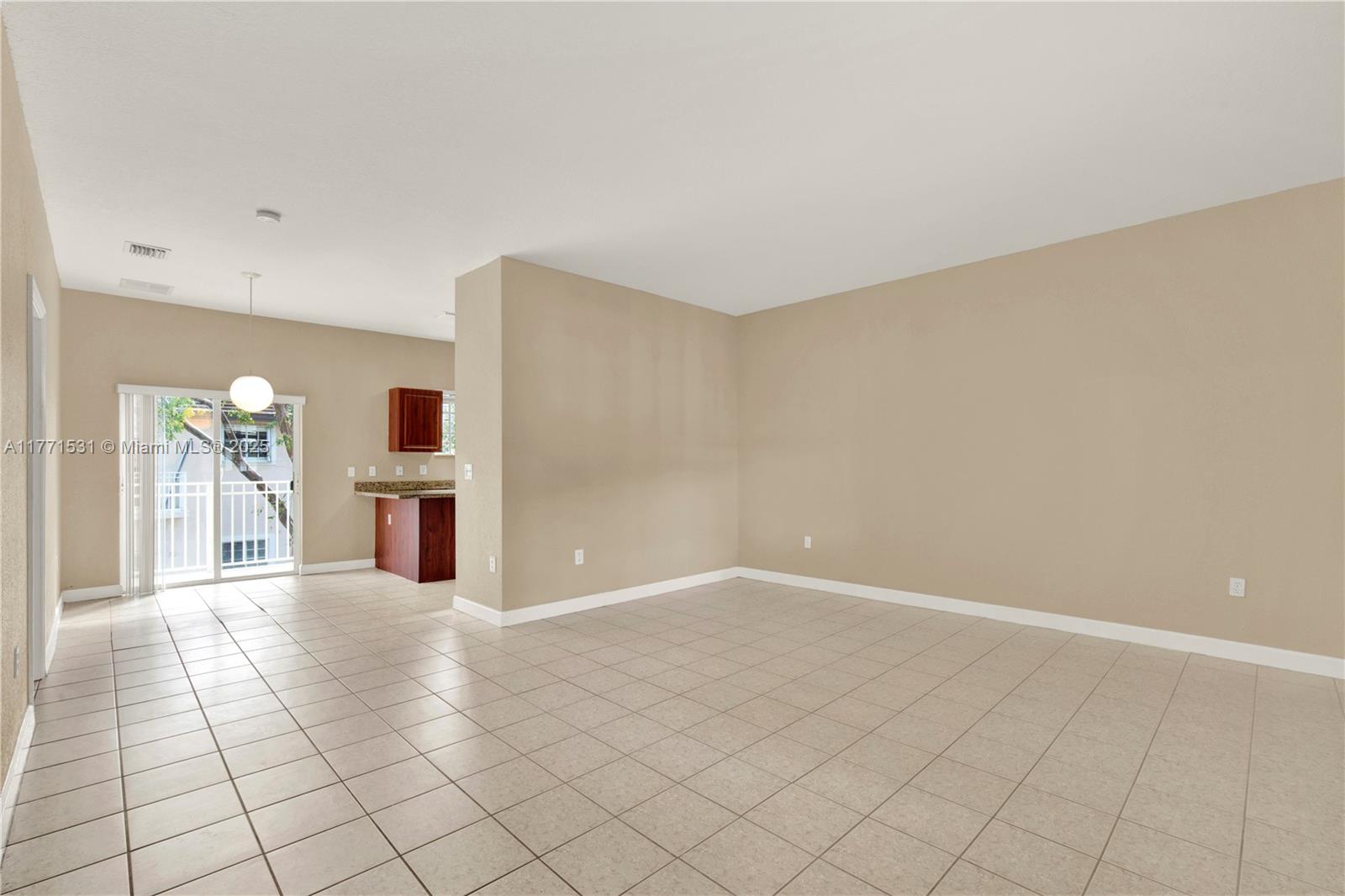 373 NE 25th Pl #202, Homestead, Florida image 7
