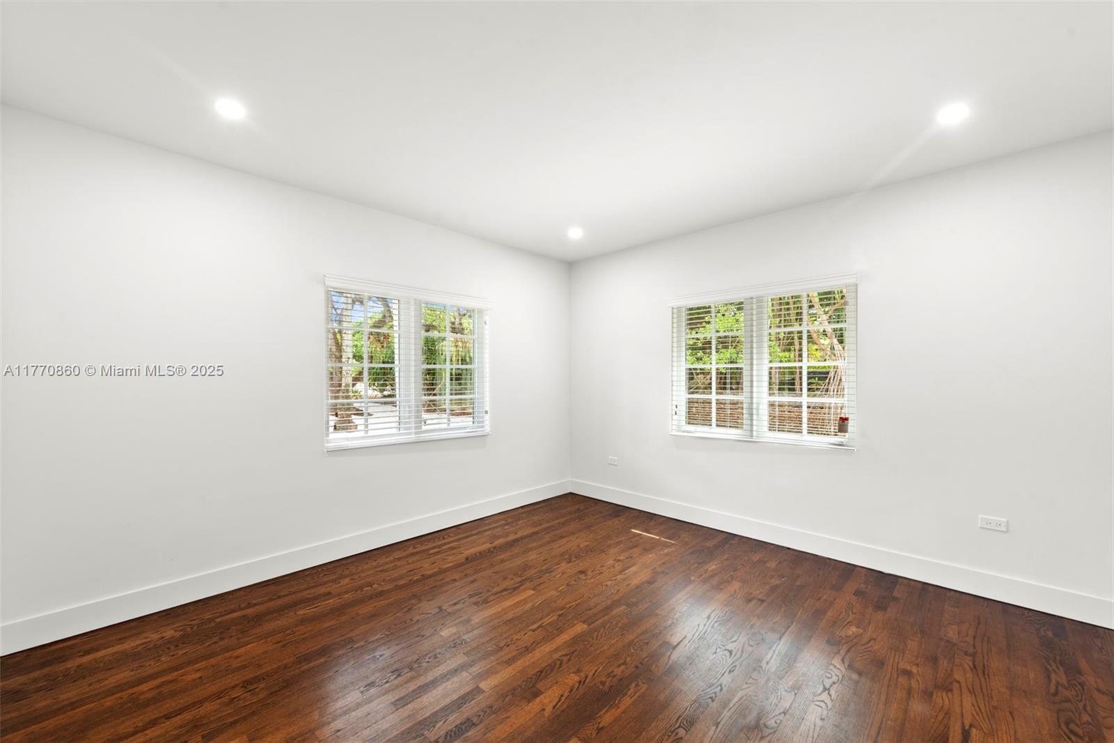 Listing Photo 23