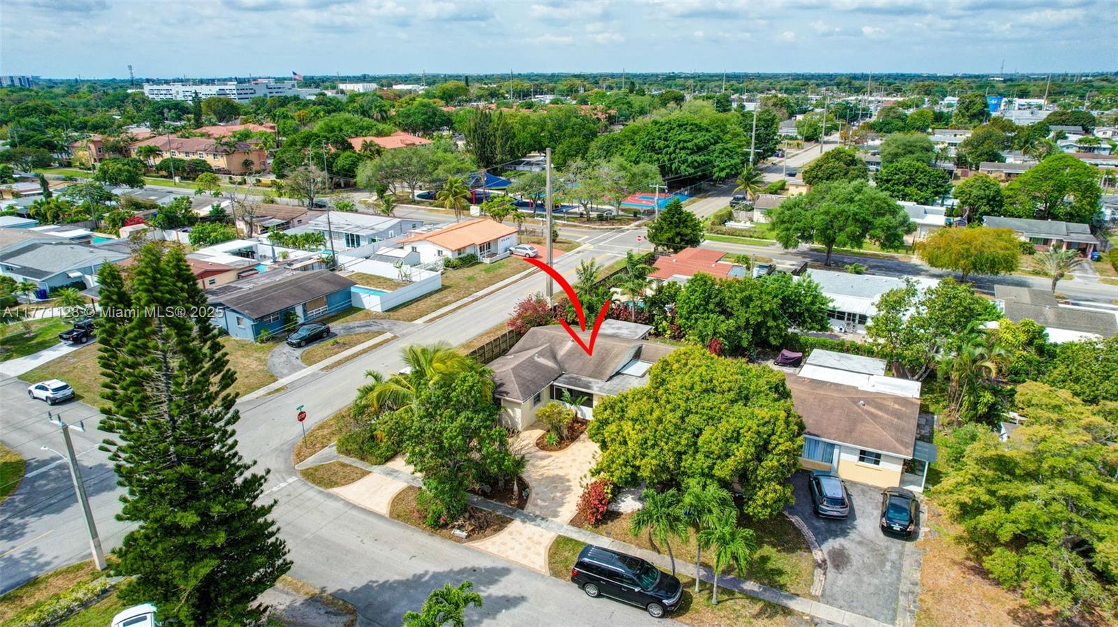 2300 N 57th Way, Hollywood, Florida image 34