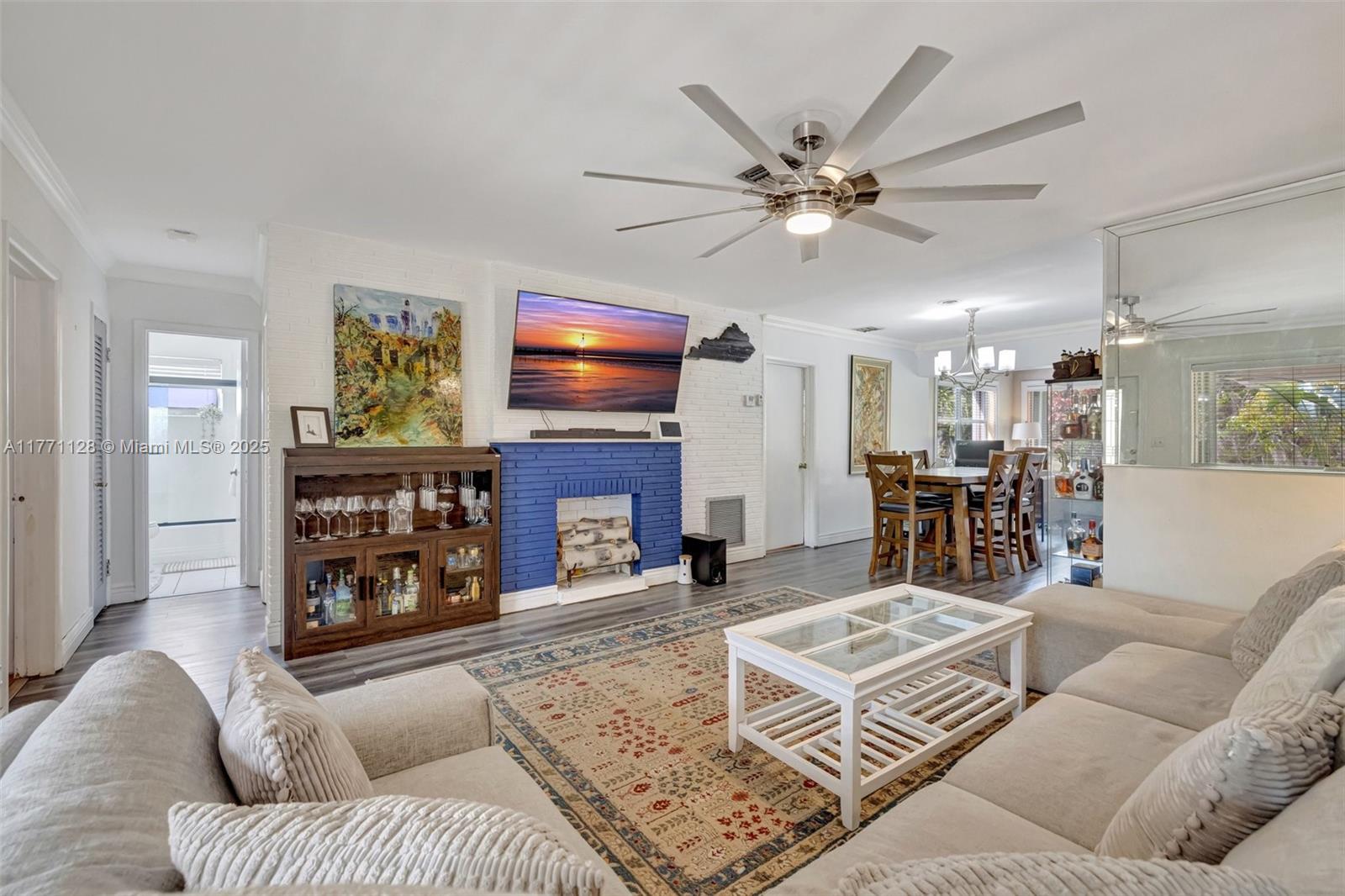 2300 N 57th Way, Hollywood, Florida image 5