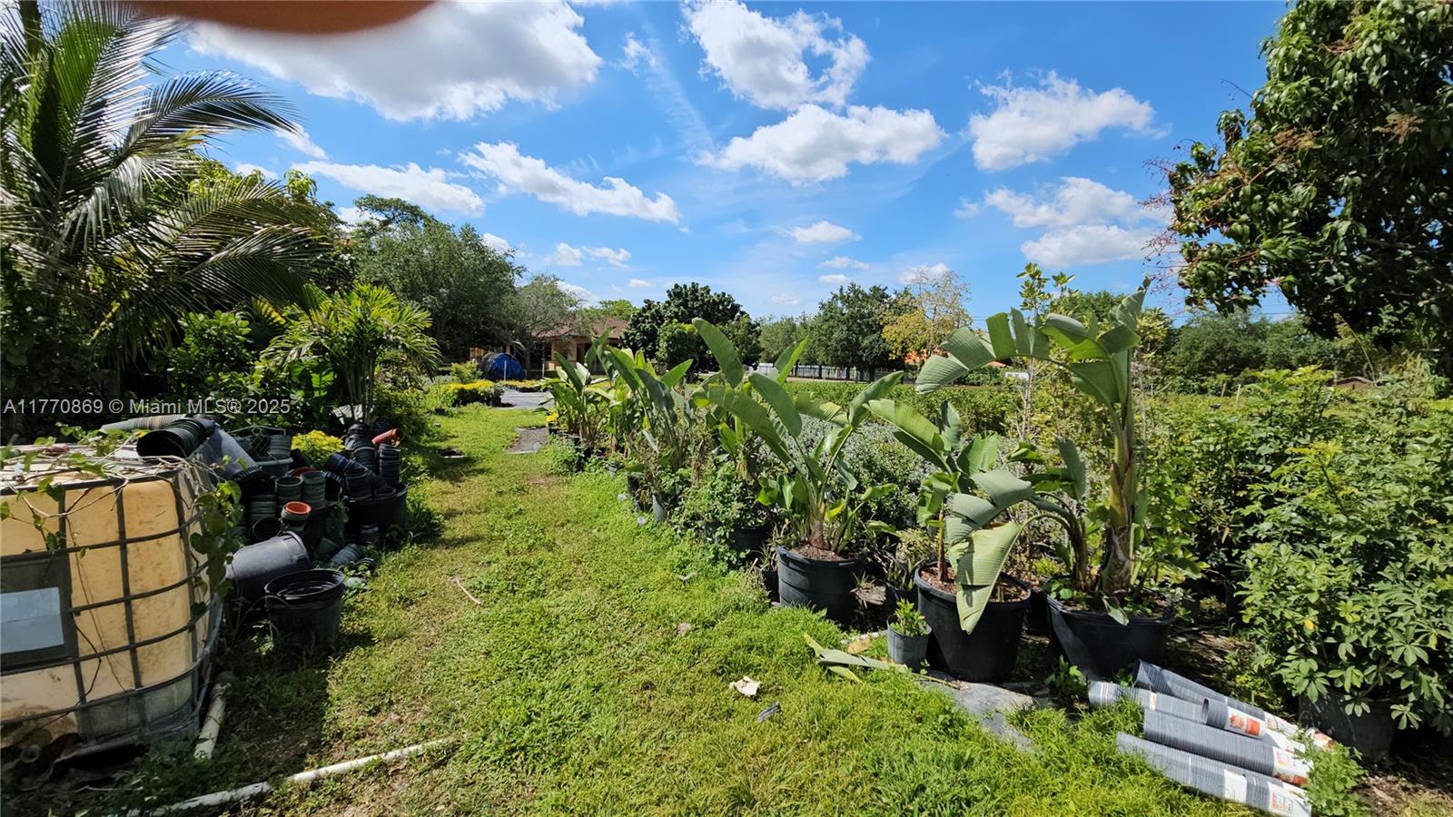 Listing Photo 14