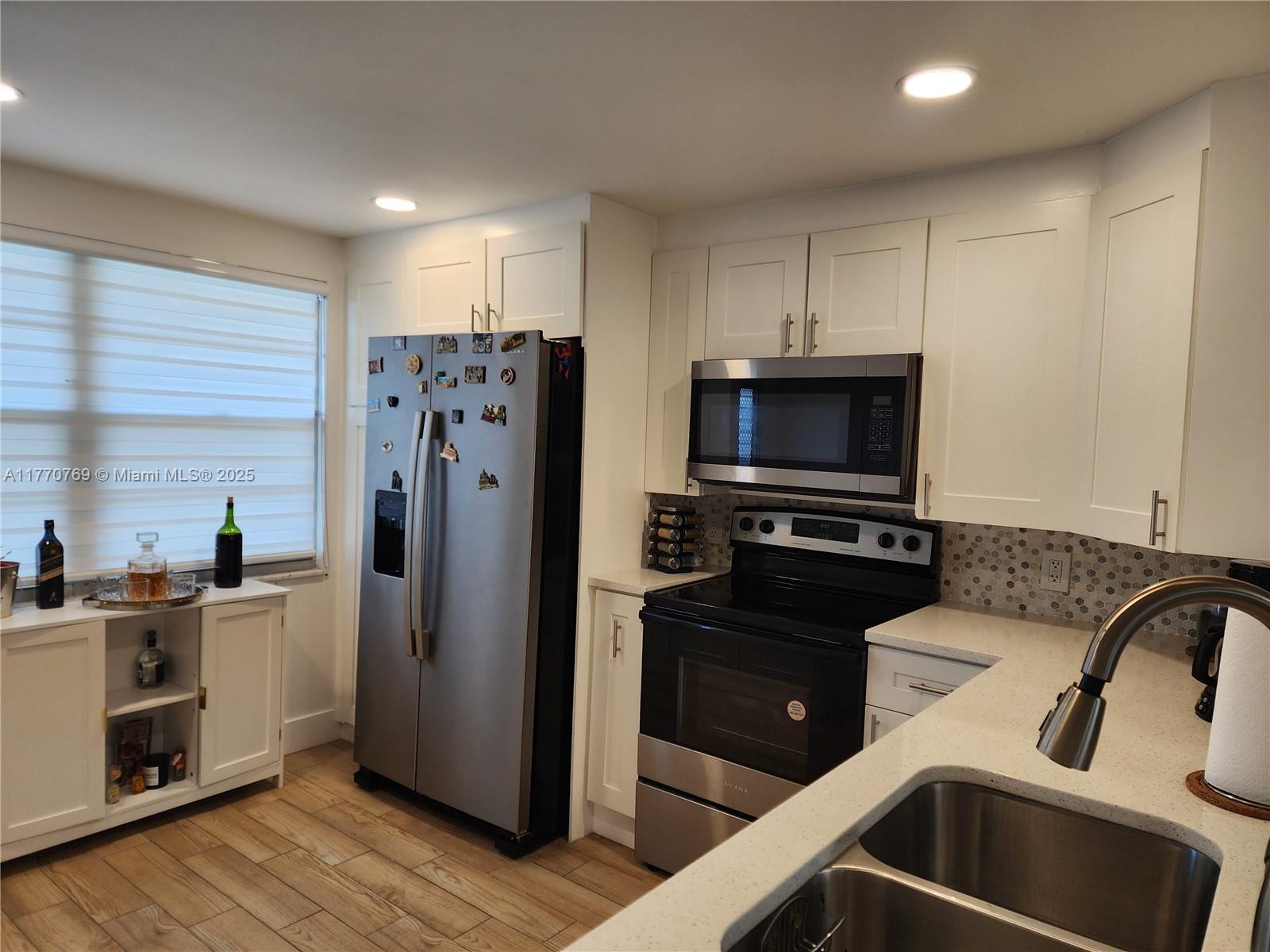 4301 Martinique Cir #E4, Coconut Creek, Florida image 6