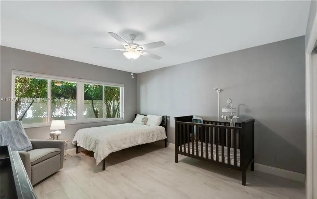 Listing Photo 11