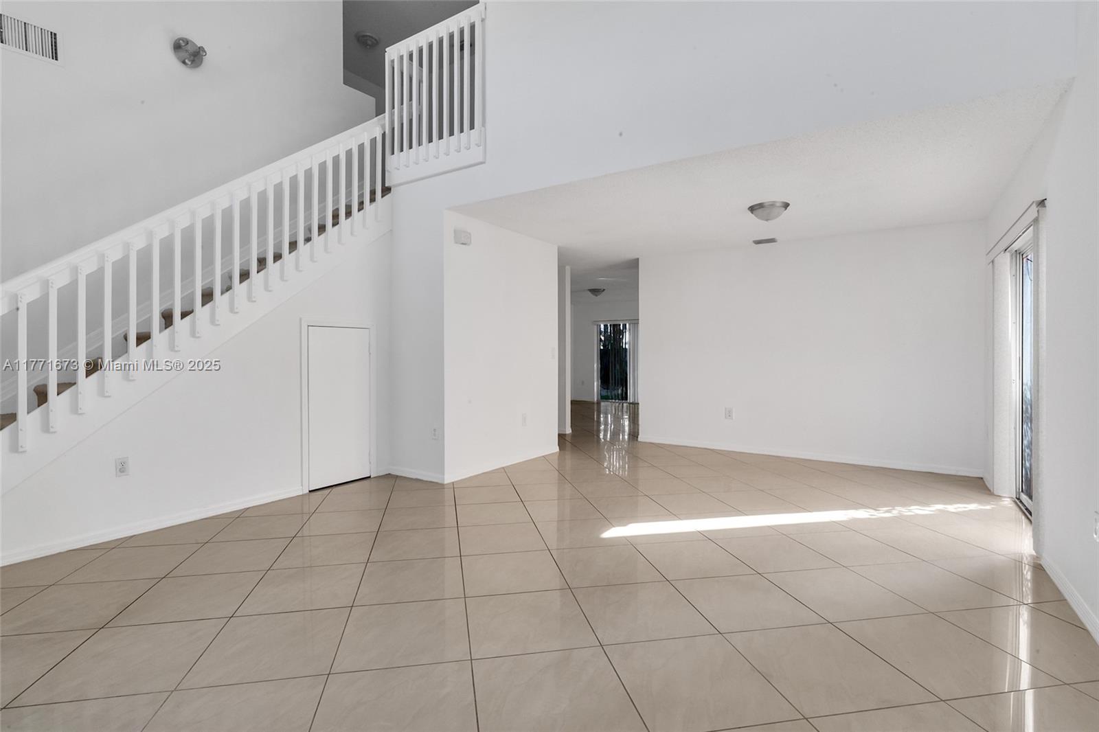106 Gables Blvd, Weston, Florida image 6