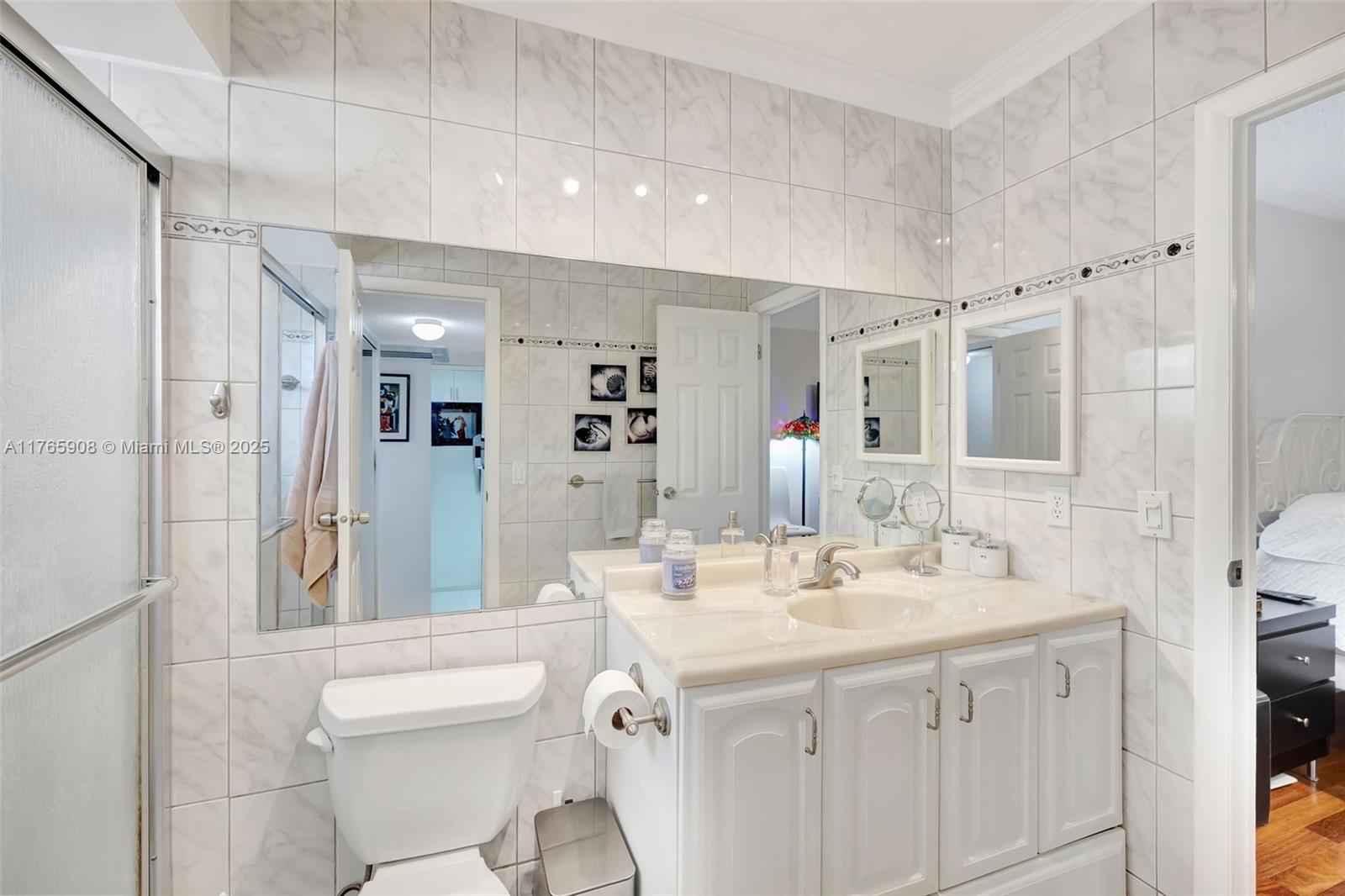 5103 NW 35th St #406, Lauderdale Lakes, Florida image 14