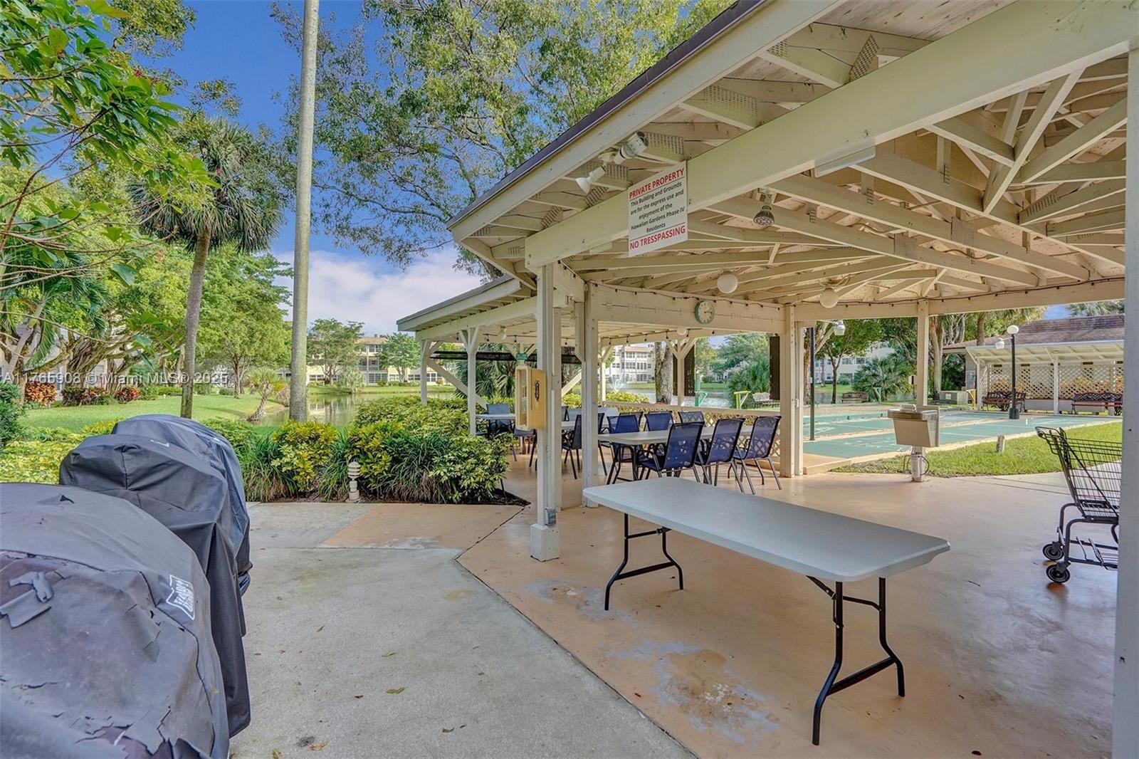 5103 NW 35th St #406, Lauderdale Lakes, Florida image 25