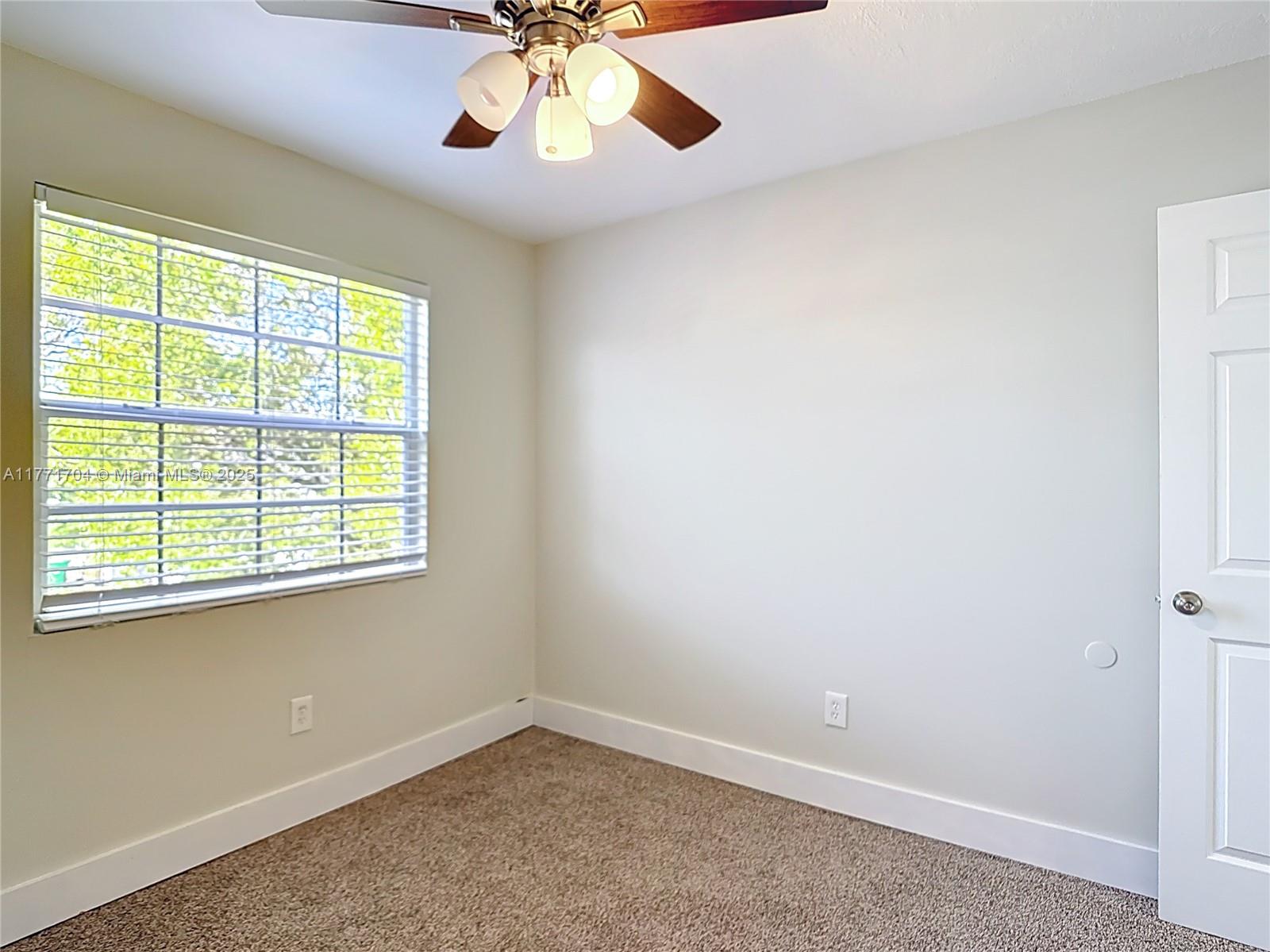 Residential, Davie, Florida image 31