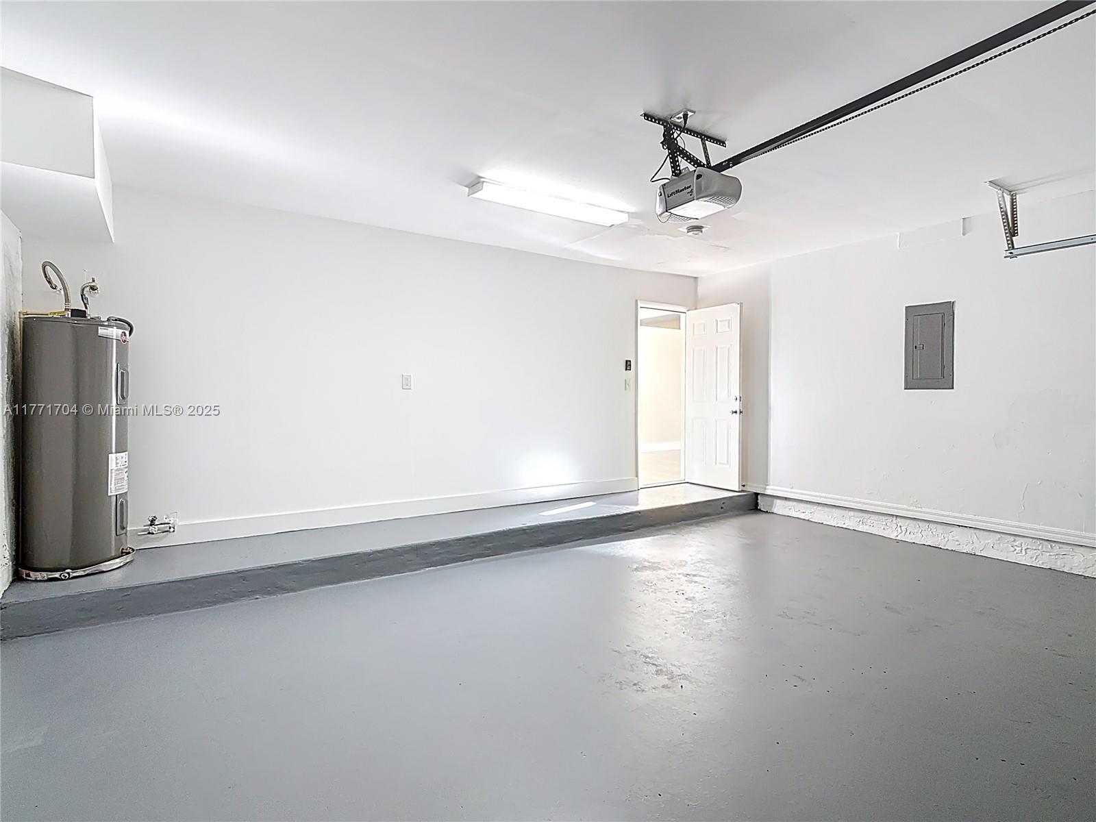 Residential, Davie, Florida image 39