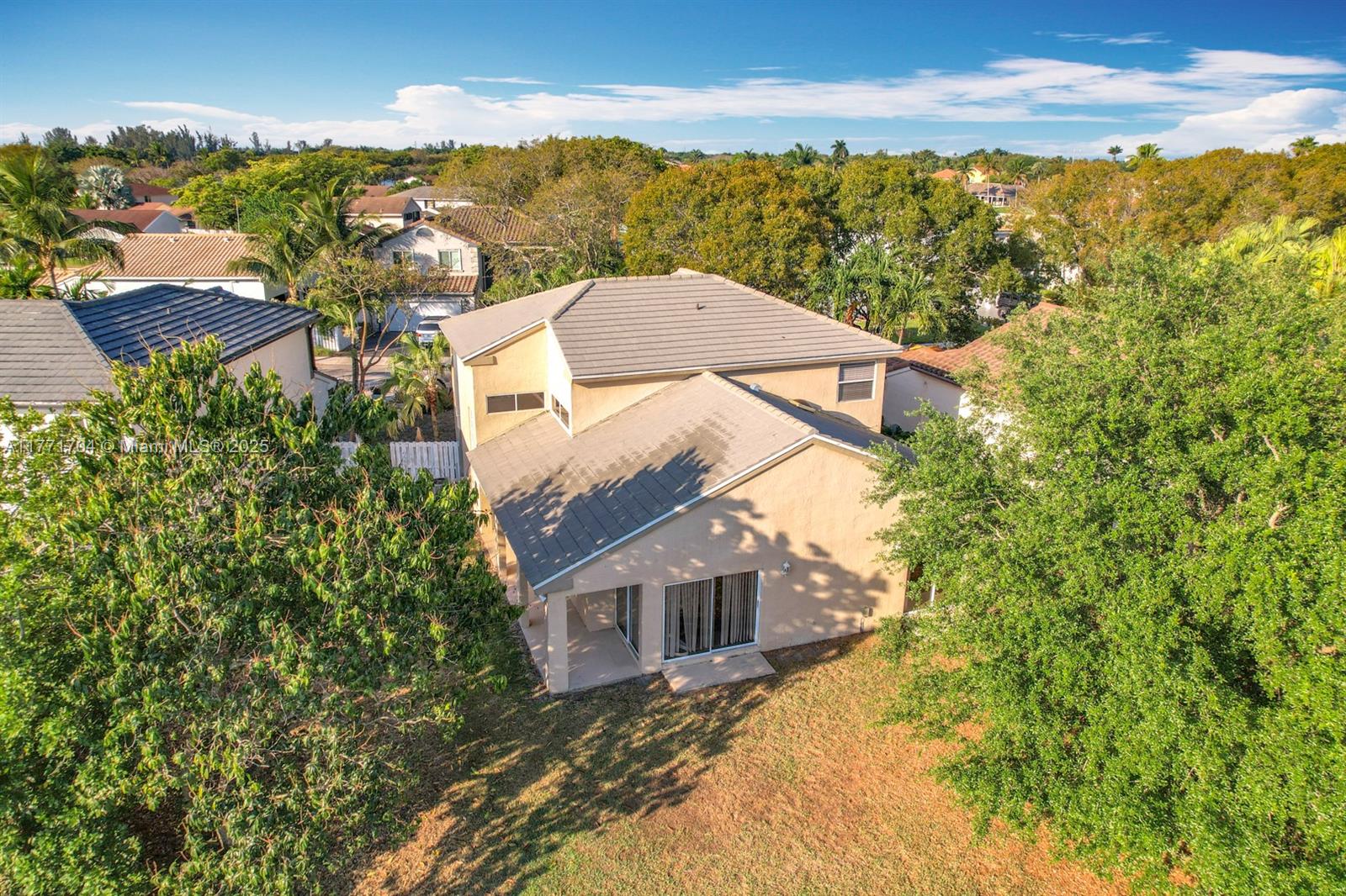 Residential, Davie, Florida image 40