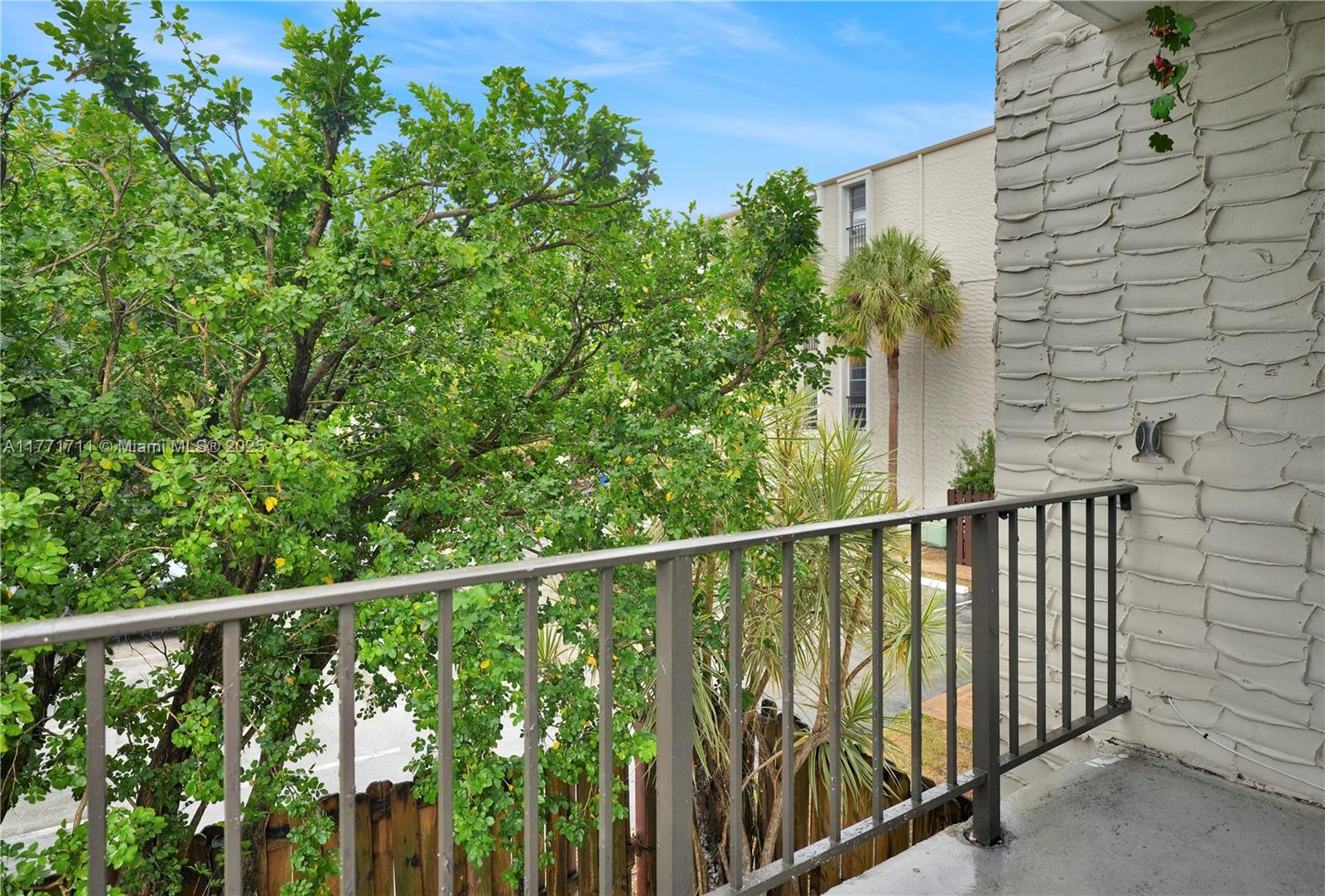 6886 N Kendall Dr #D208, Pinecrest, Florida image 14