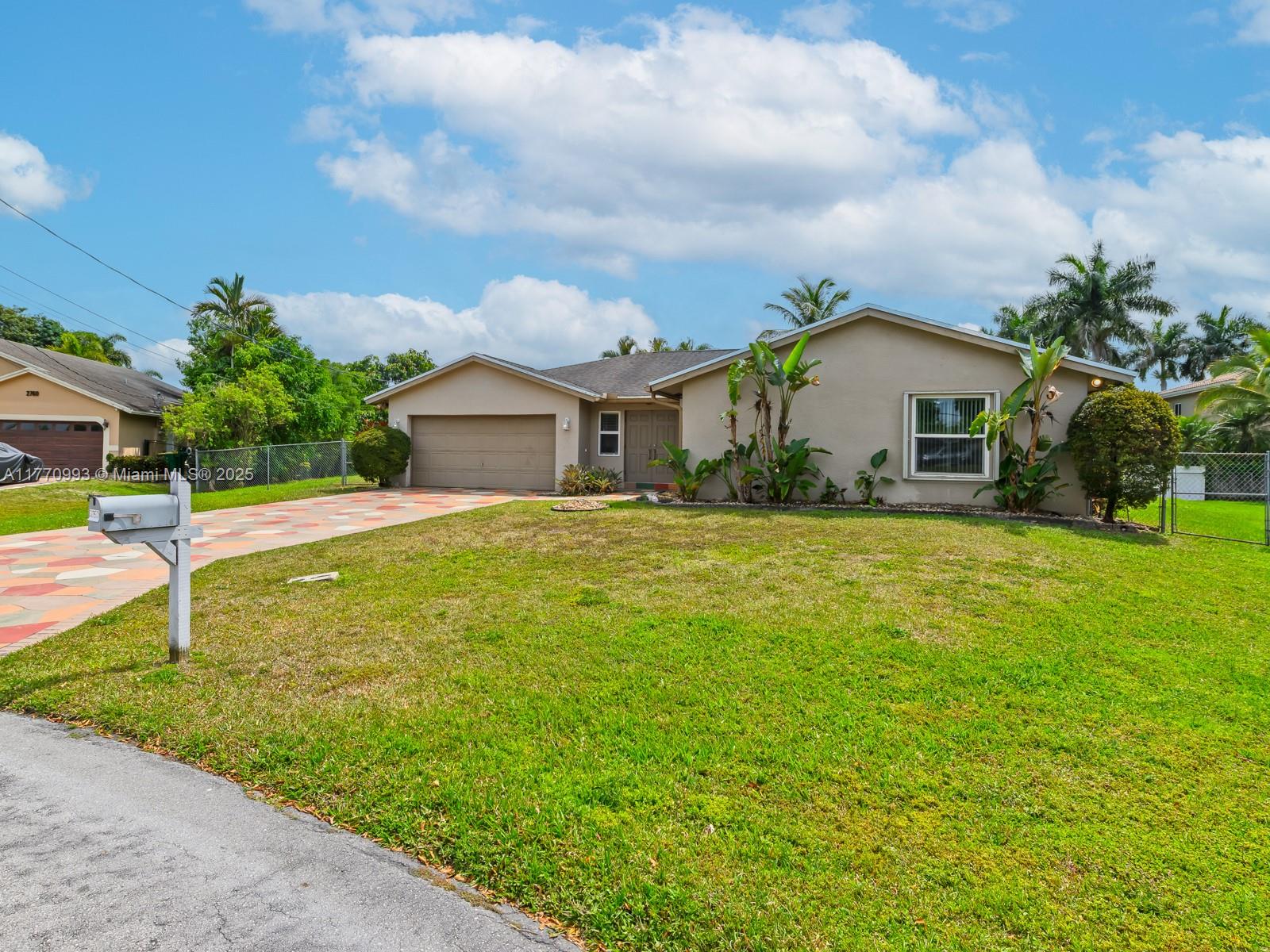 2750 NW 119th Ave, Plantation, Florida image 2
