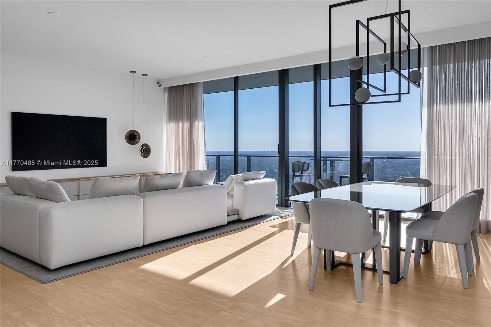 1000 Brickell Plz #PH5504, Miami FL 33131