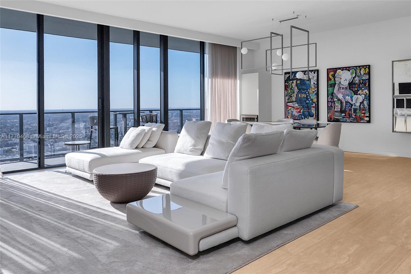1000 Brickell Plz #PH5504, Miami FL 33131